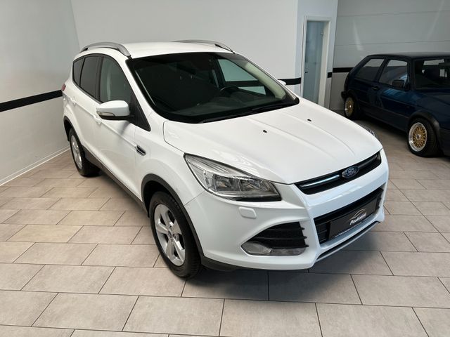 FORD Kuga 2016 WHITE Gebrauchtwagen - Galeriebild 3