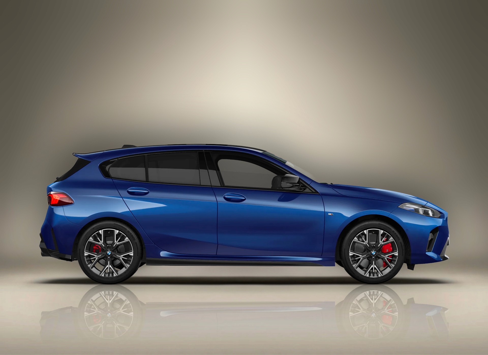 Location BMW M135i xDrive Bleu à Dubaï – Keyz Rent | Sportive