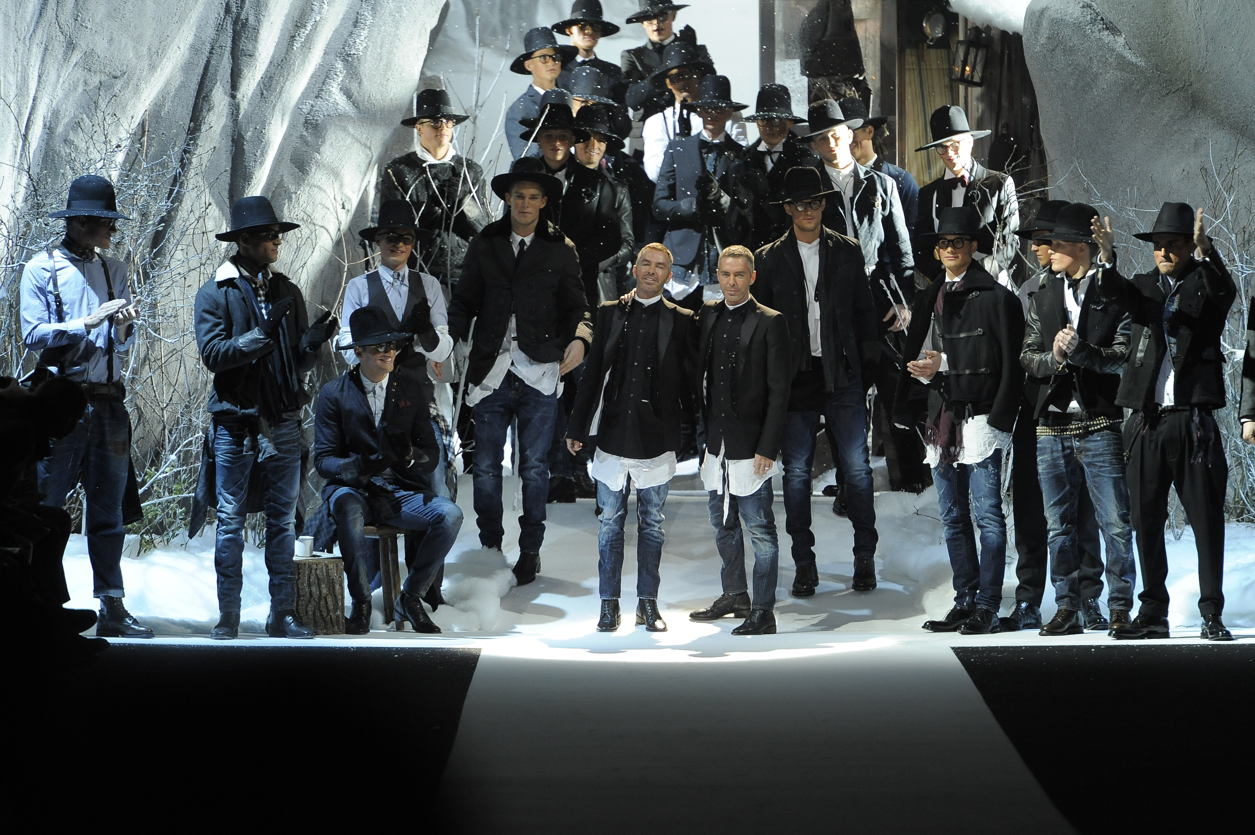 Multiple disco ball aesthetic