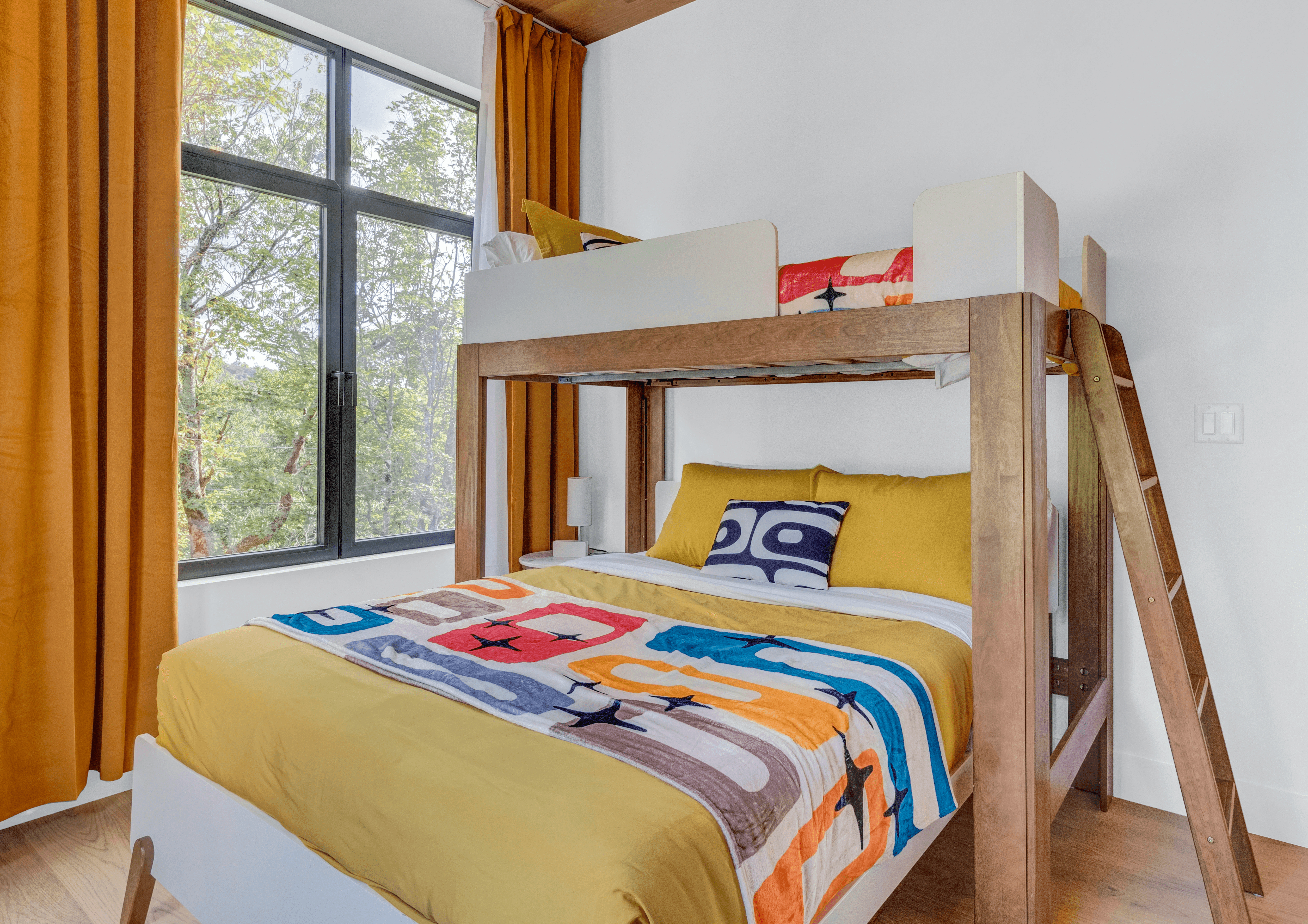 Bunk room sleeping four at Beech Harmony mountain house