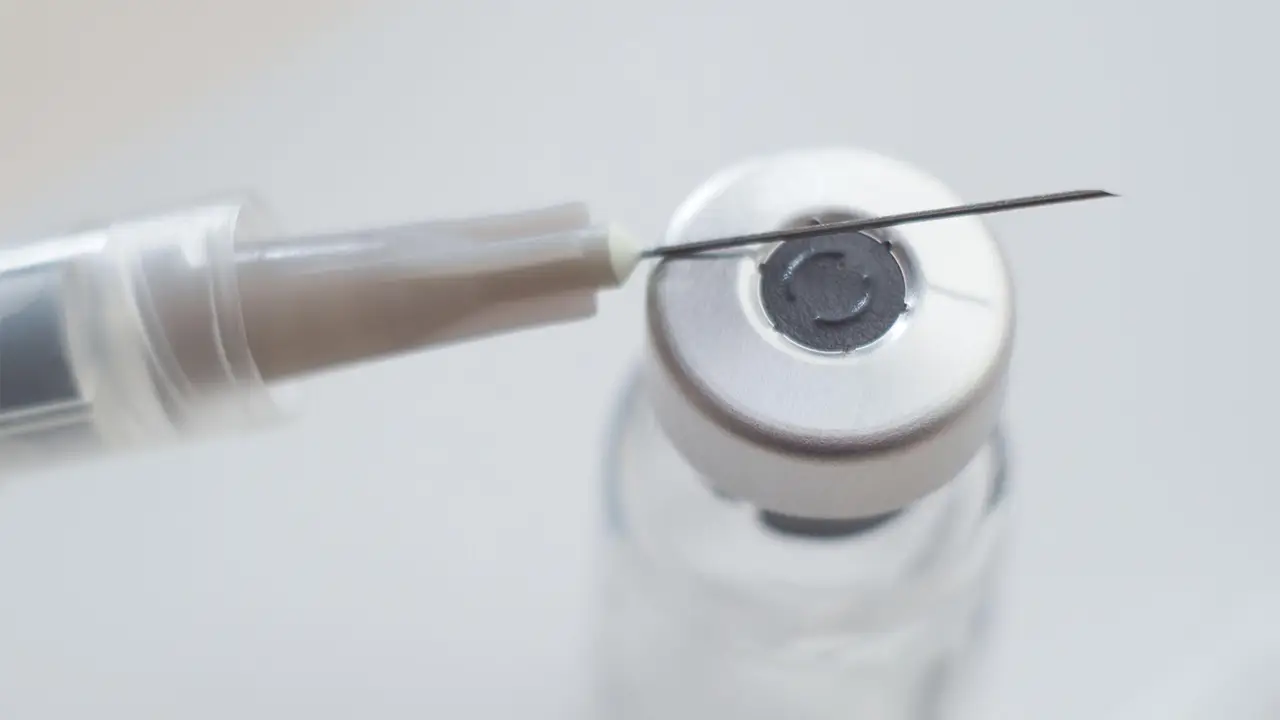 an injection - What Is Compounded Semaglutide