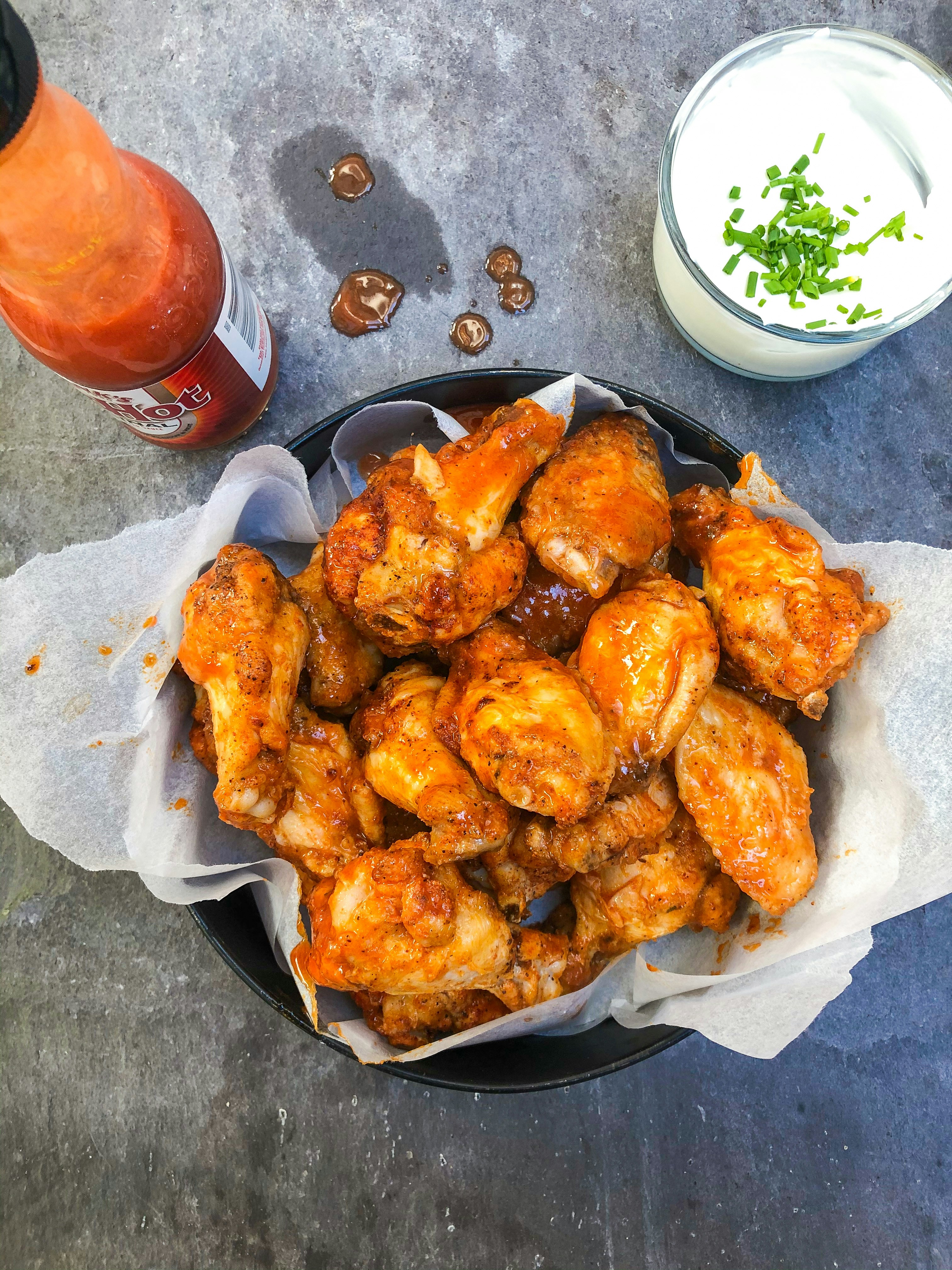 Buffalo hot wings with franks hot sauce
