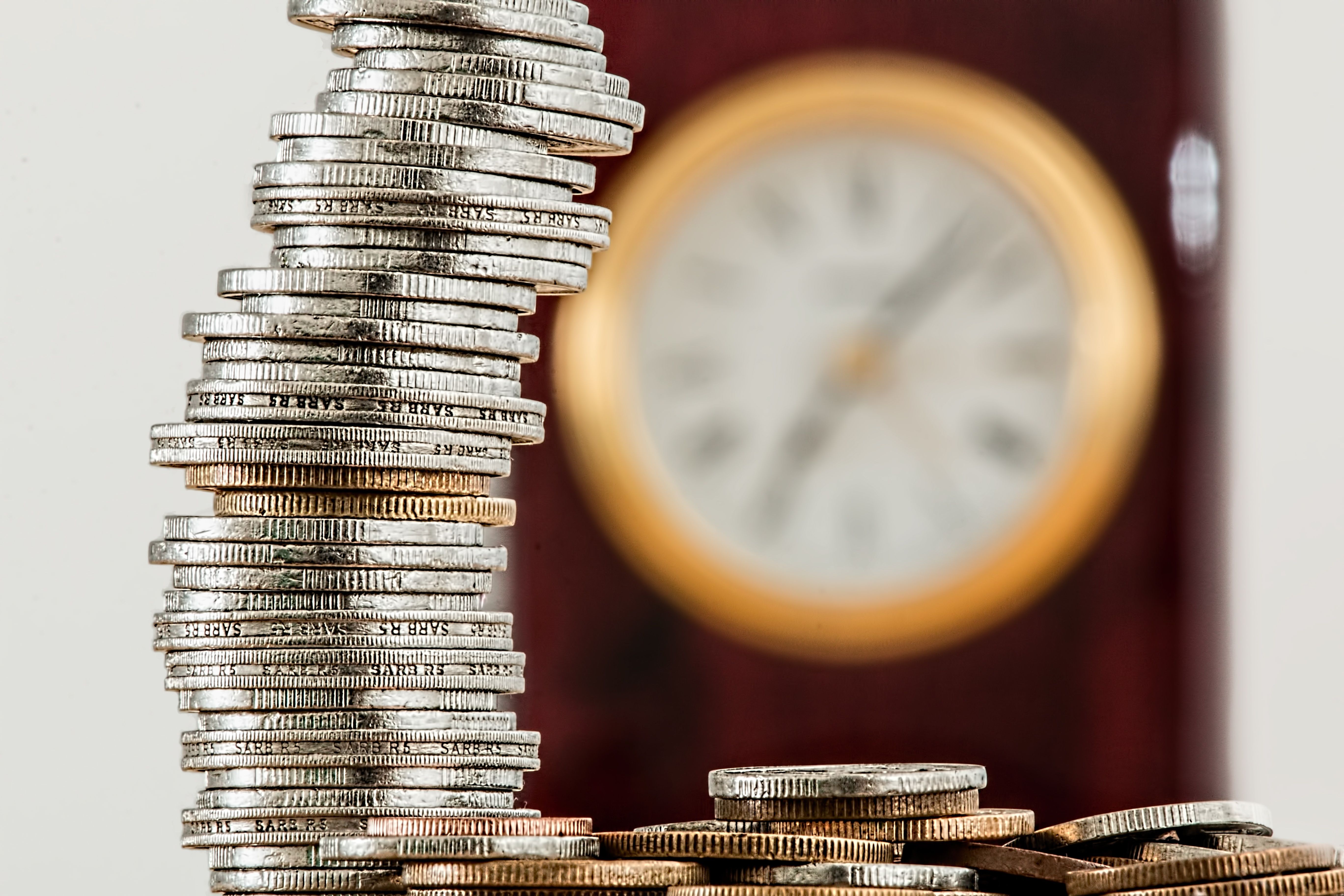DIY GEO vs. Hiring an Agency: Comparing the Time, Cost, and Citation Results for B2B Teams in 2026