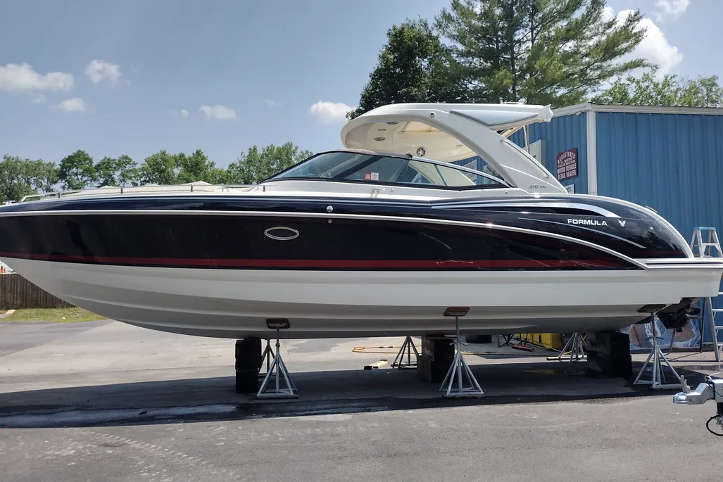 Boat thumbnail 2