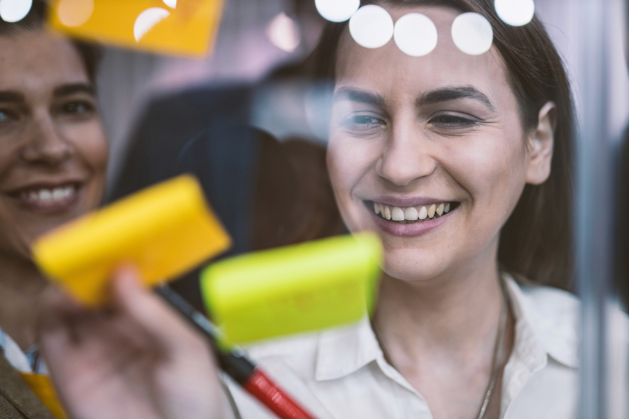 purple and black pyramid wallpaper