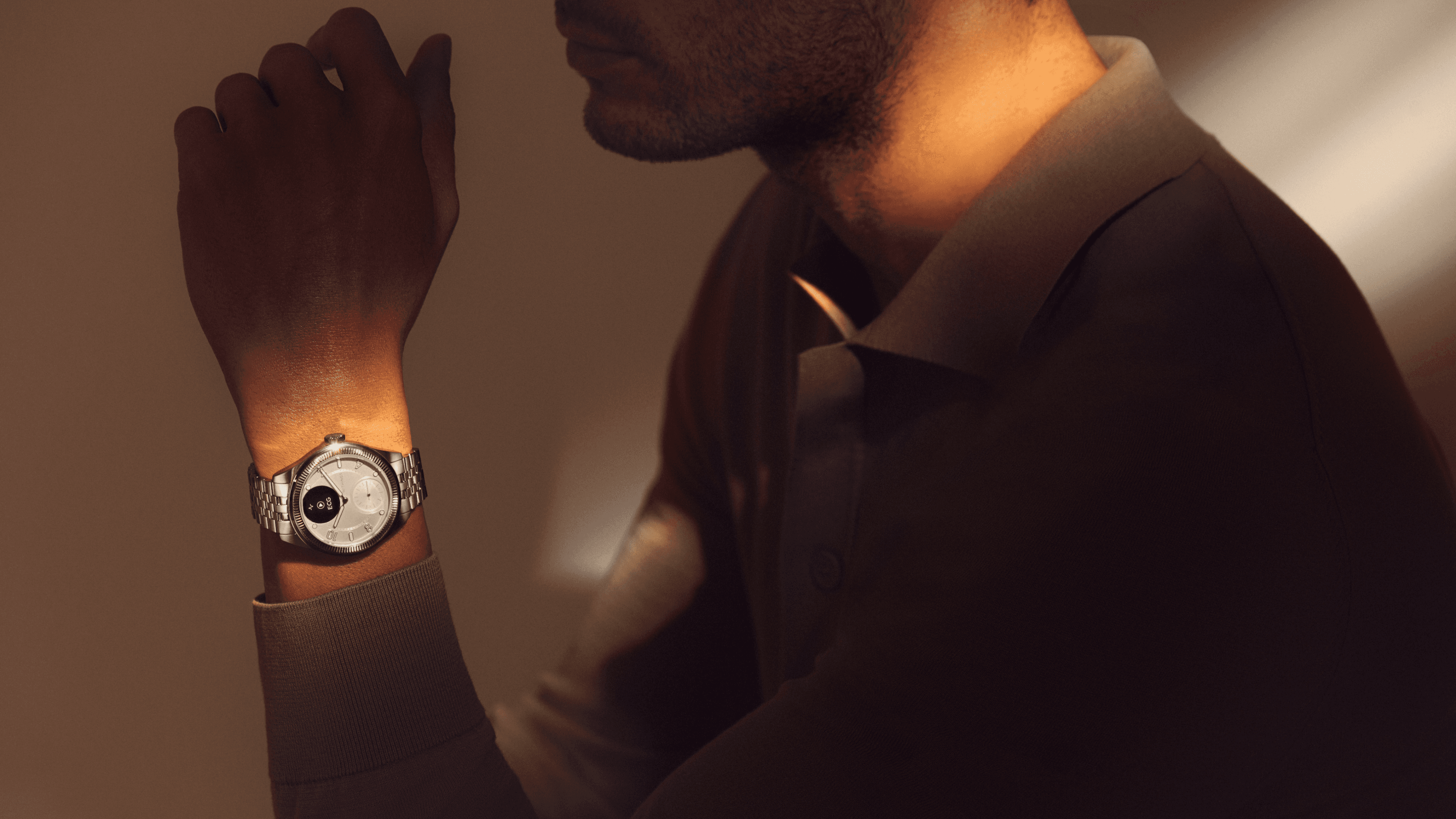 Art direction by Manuel Astorga for Nova Brilliant, capturing material interplay in atmospheric lighting.