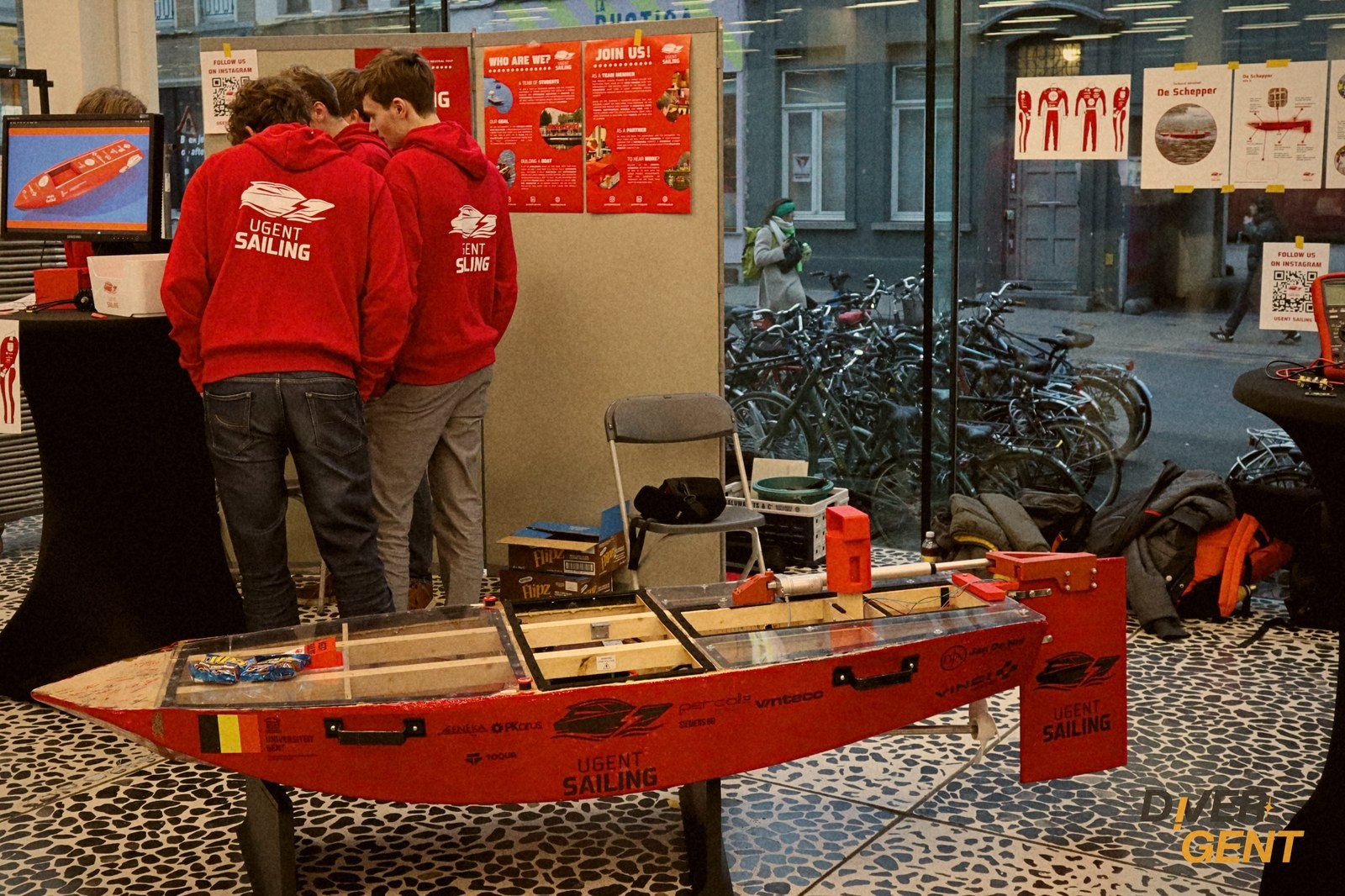 STUDENT TEAM FAIR — photo 11