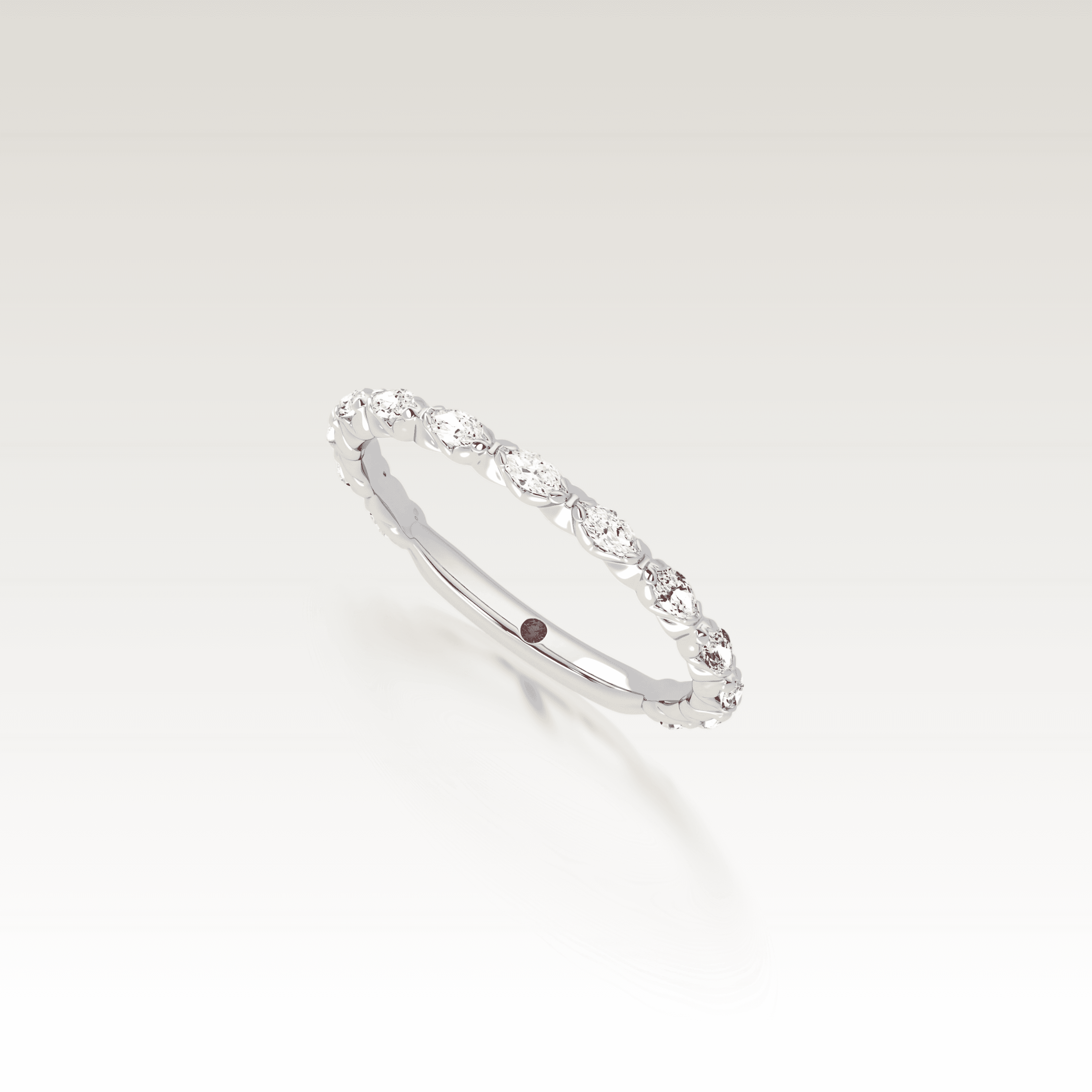 Her Wedding Band image 4