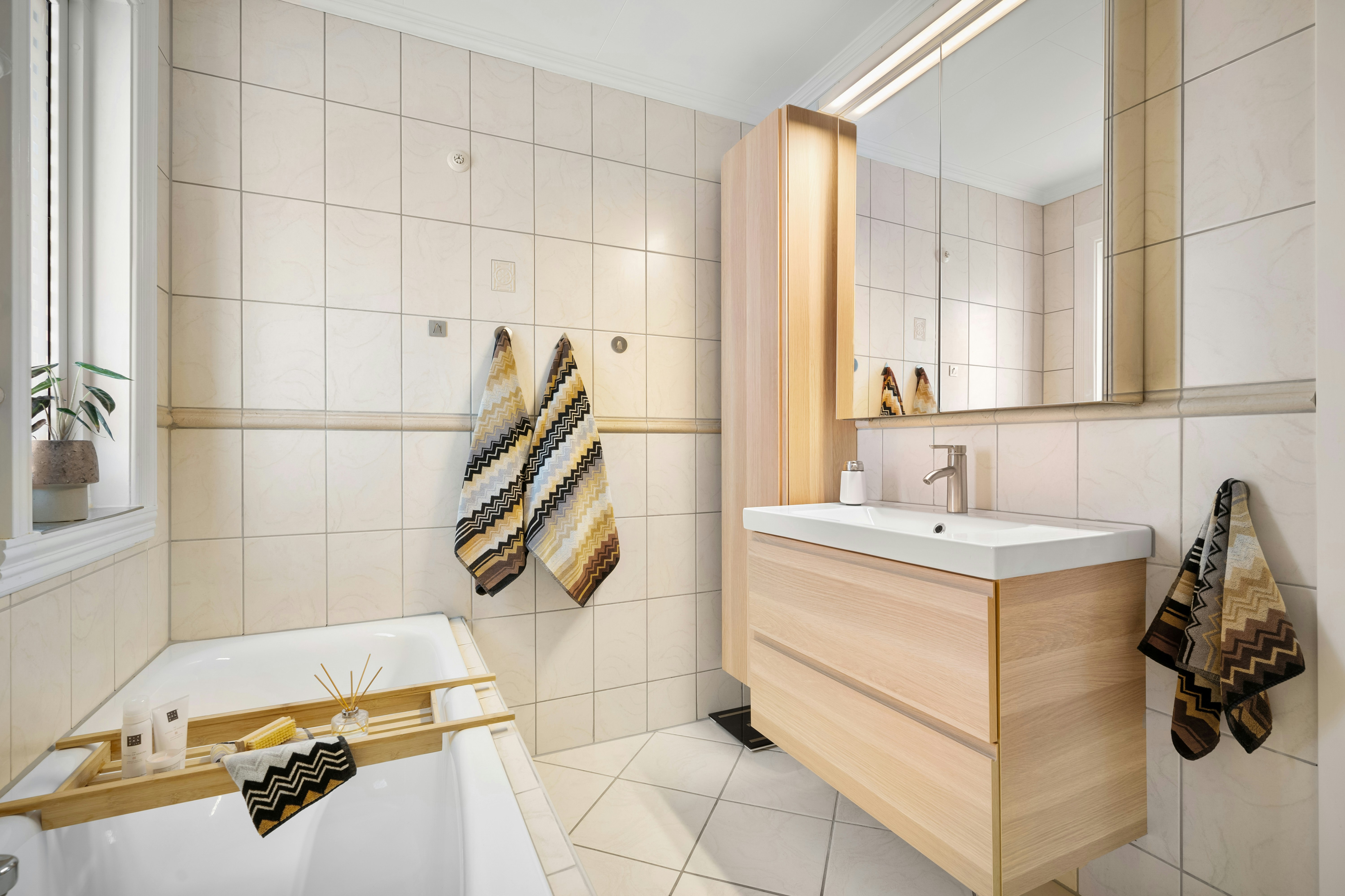 A beautiful, functional bathroom