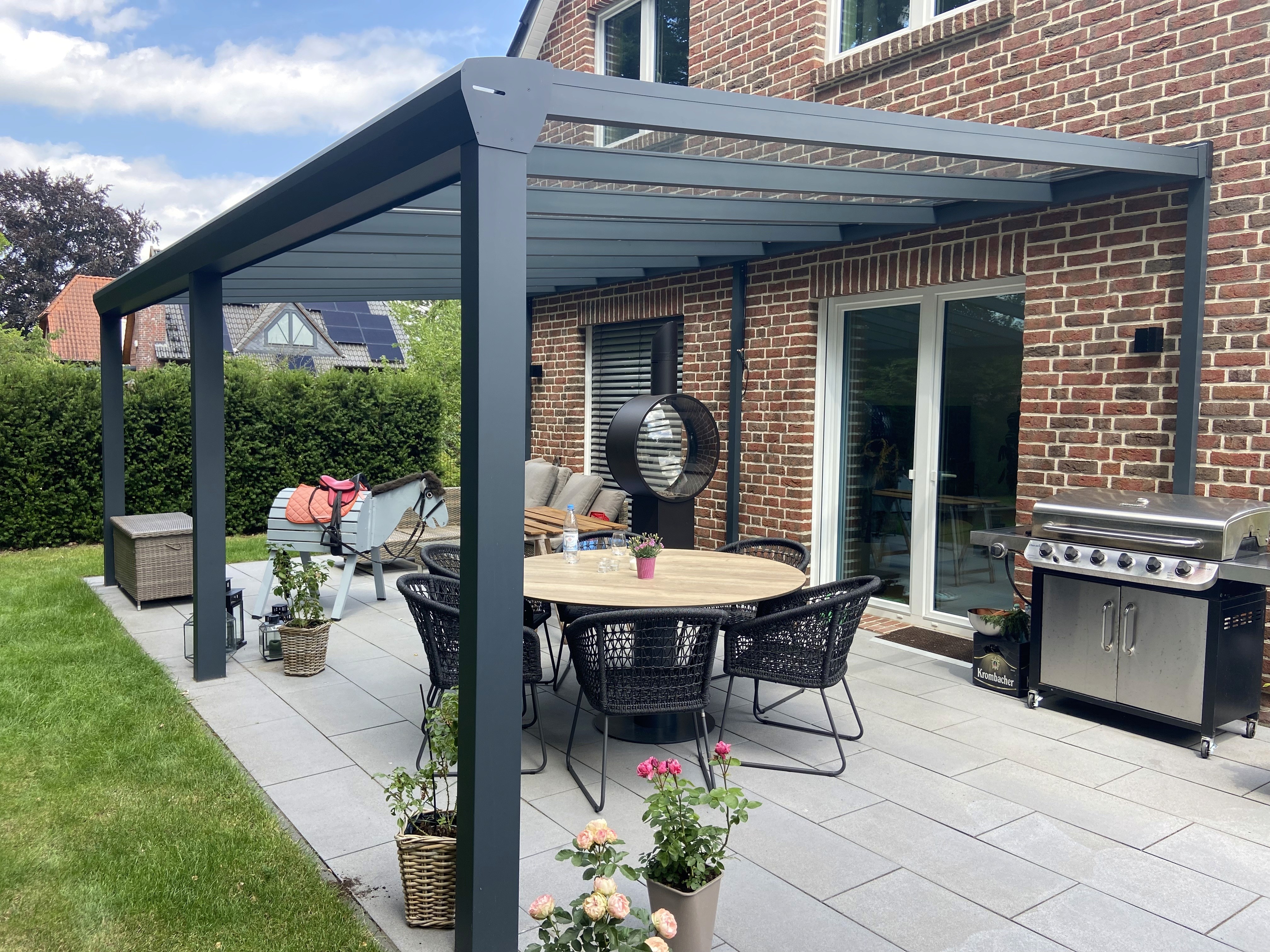 Terrassendach-Hamburg-Alu-Gas-freistehend