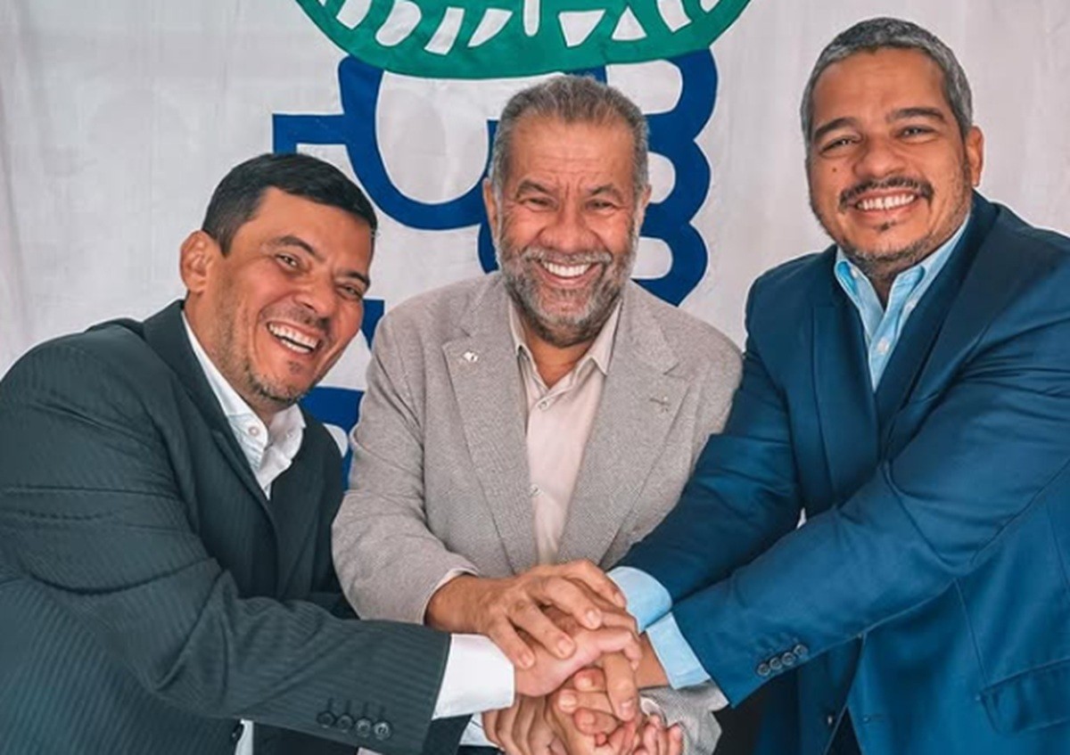 Carlos Lippi, ao lado de Kowalsky Ribeiro