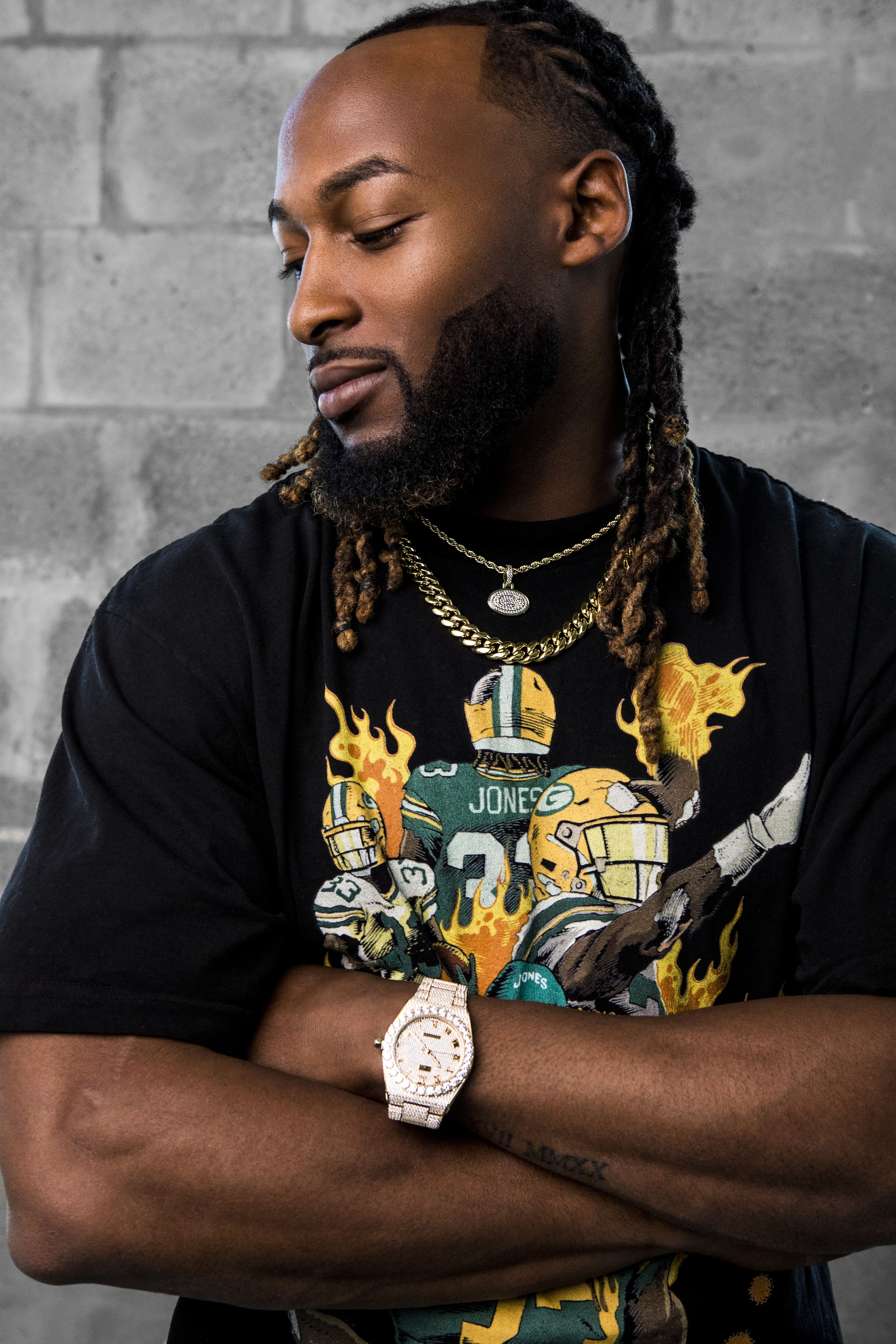 Aaron Jones NFL- Shop Gld styled by miami celebrity fashion stylist Steven Lassalle