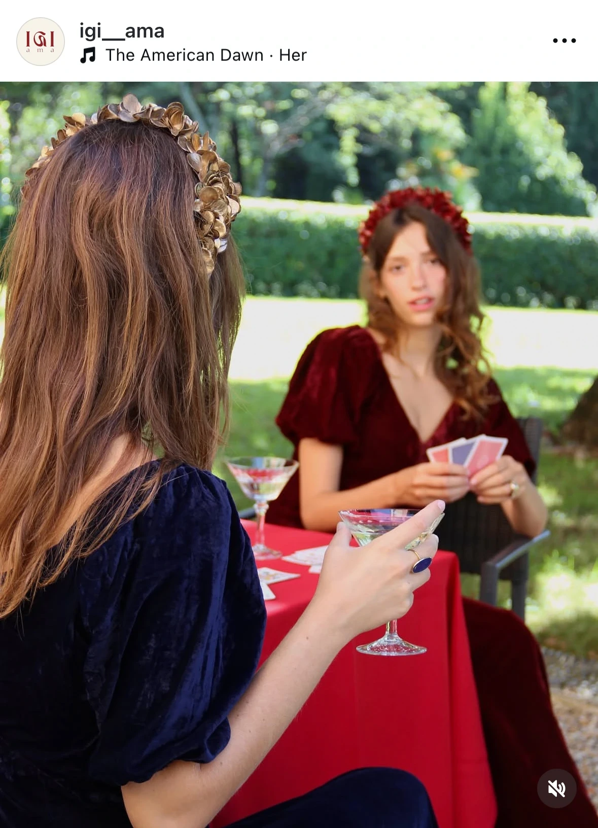 Post Instagram e Facebook per IGI AMA prodotti da Aura Studio di Genova: contenuti fotografici, testi creativi e grafiche personalizzate per una strategia social completa.