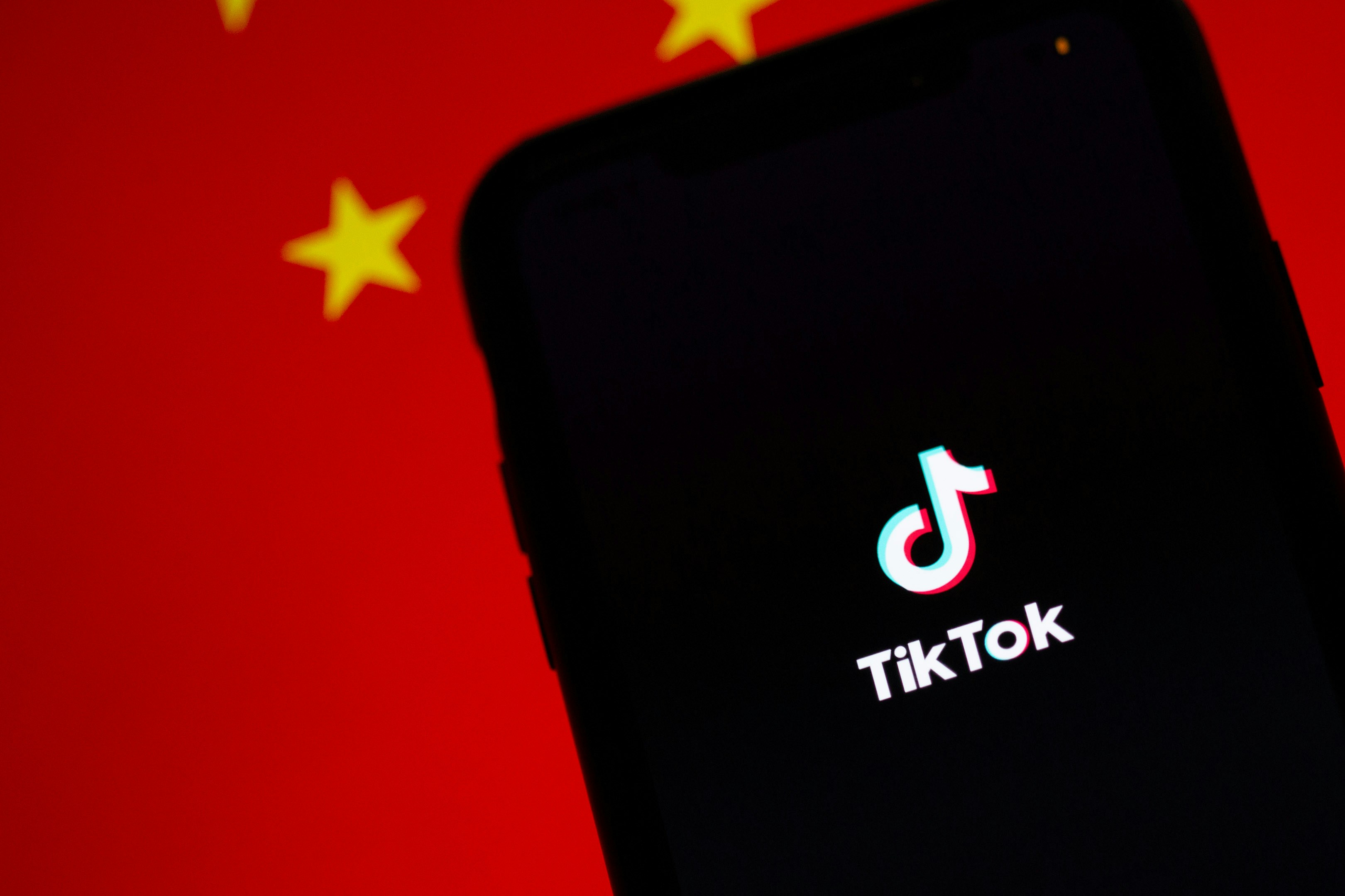 tiktok app with chinese flag - Resize Video For Tiktok