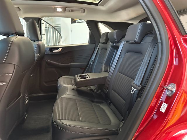 FORD Kuga 2022 RED Gebrauchtwagen - Galeriebild 24