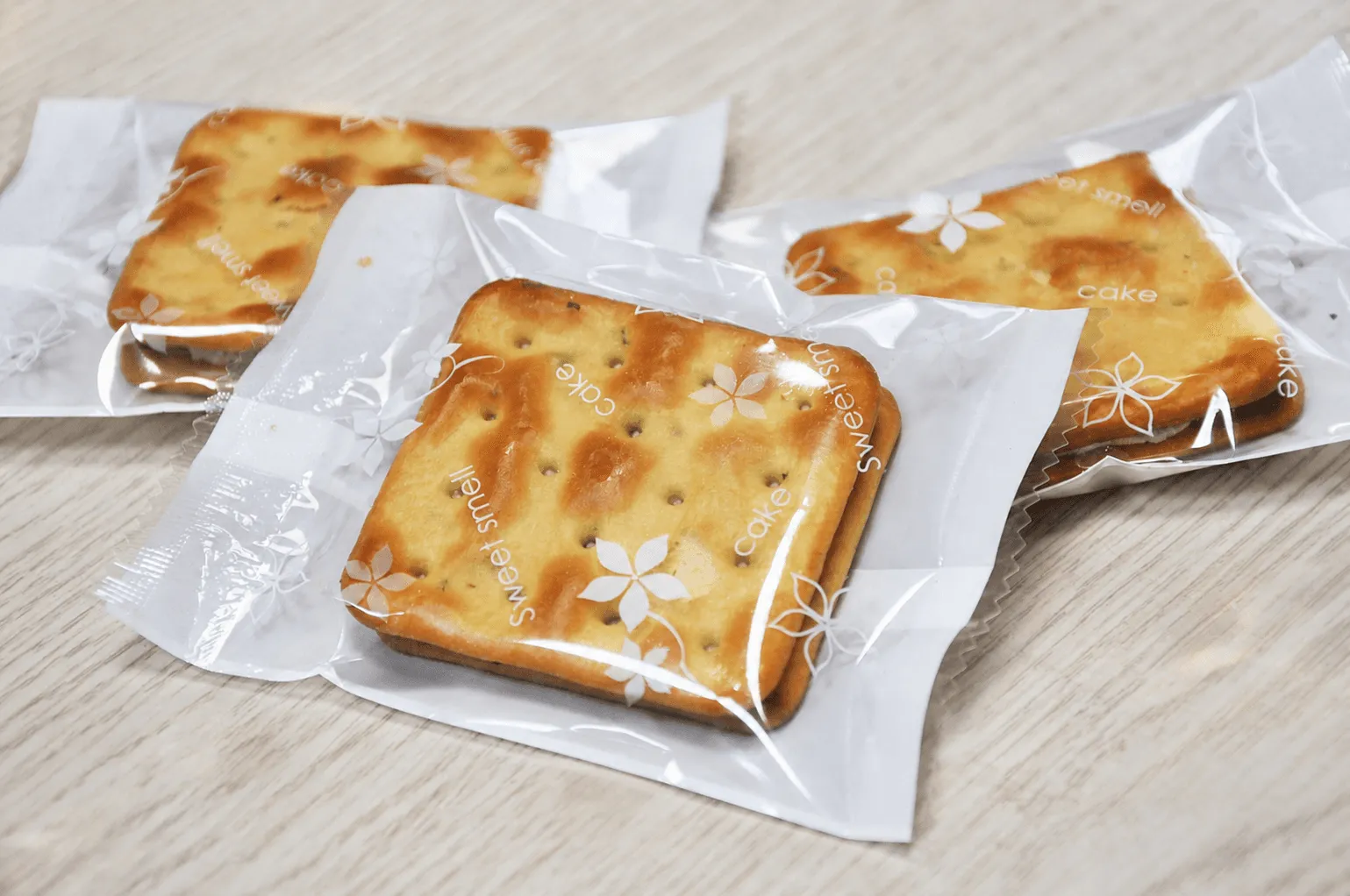 欣澄食品牛軋夾餅。