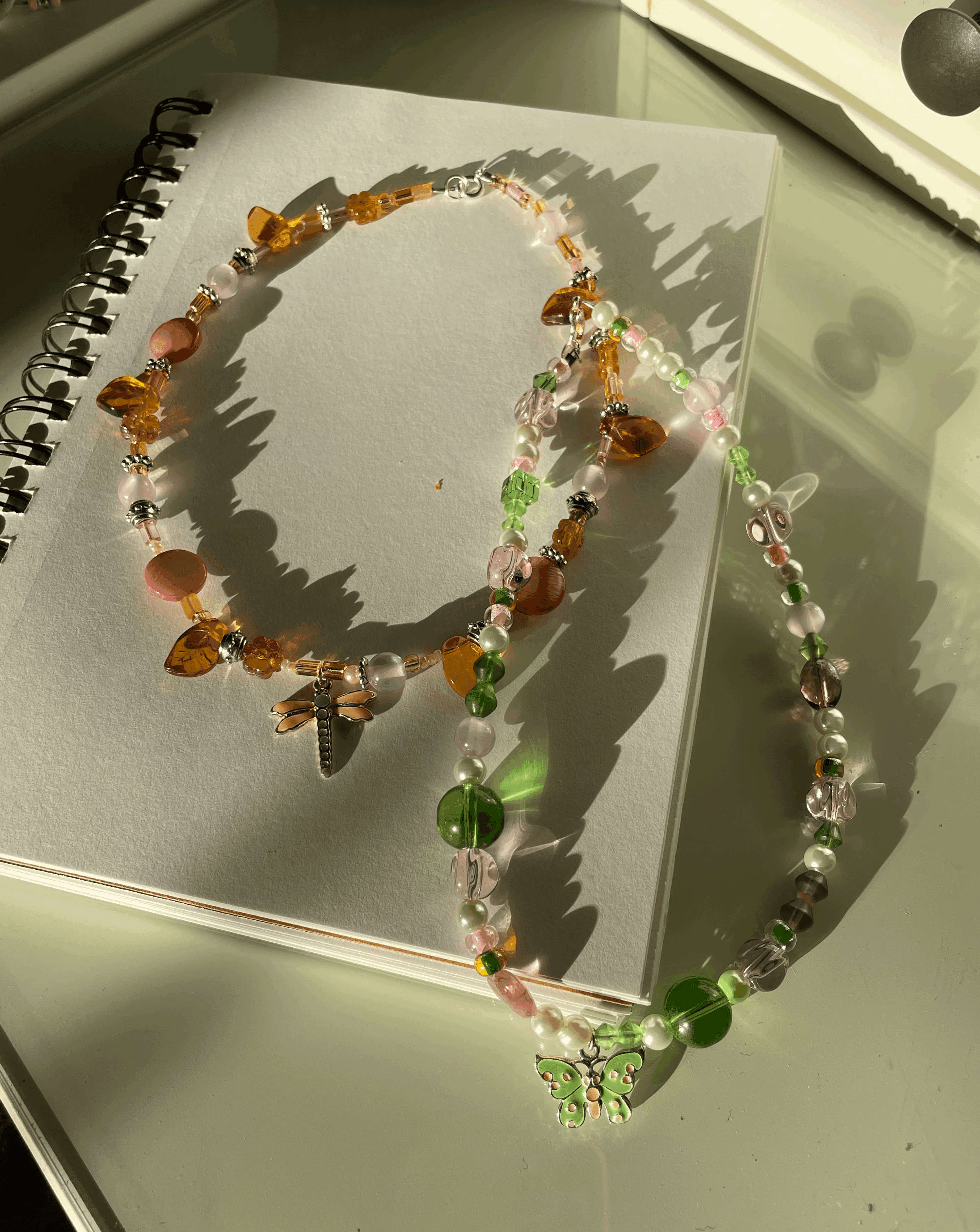 Traffic congestion at the ordering counter.