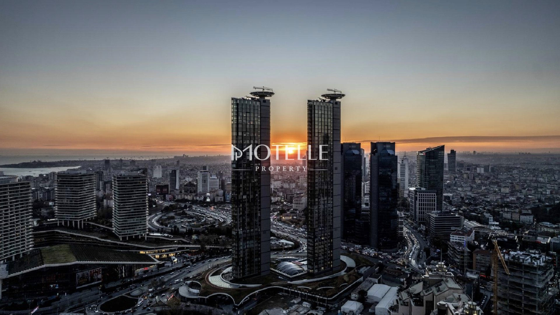 Luxury 3+1 apartment for sale in Çiftçi Towers Istanbul with panoramic Bosphorus view