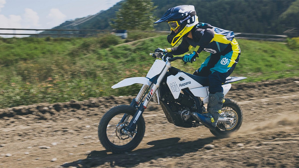 image of Motorcycle designer rouv design studio ktm kiska e3 E5 gasgas husqvarna off road electric motocross bike