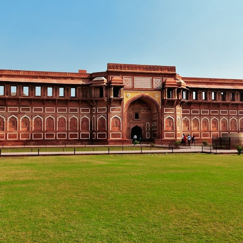 Agra: Vé Tham Quan Bình Minh Có Hướng Dẫn Viên Từ Delhi