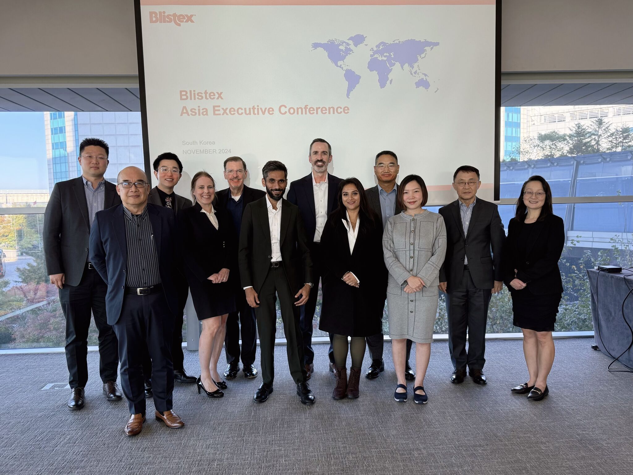 Group Picture of APMEA distributors