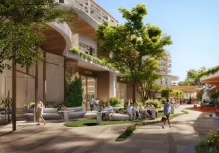 The Strand Lunara