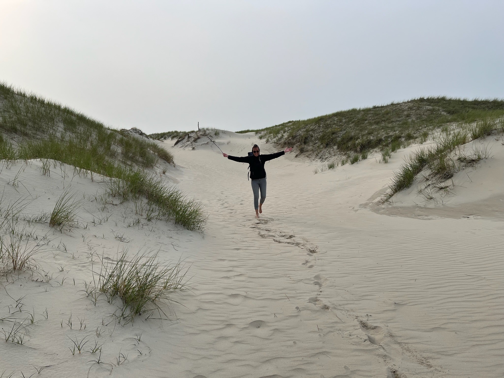 Foto von Manuela in der Sanddünenwüste der Nordsee