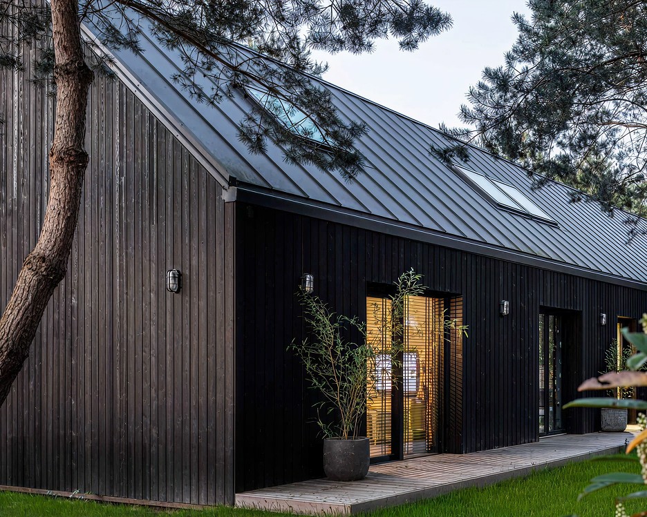 Lokihaus namas prie ežero
