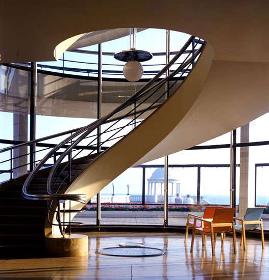 brown concrete cathedral