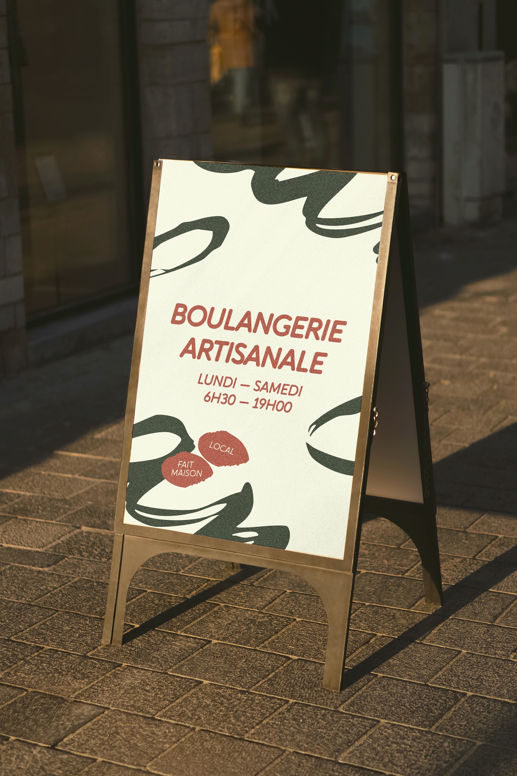 Signalétique intérieure du restaurant Au fil du goût, design graphique clair et moderne. Typographie lisible et éléments graphiques organisés pour faciliter la circulation et renforcer l’identité visuelle.