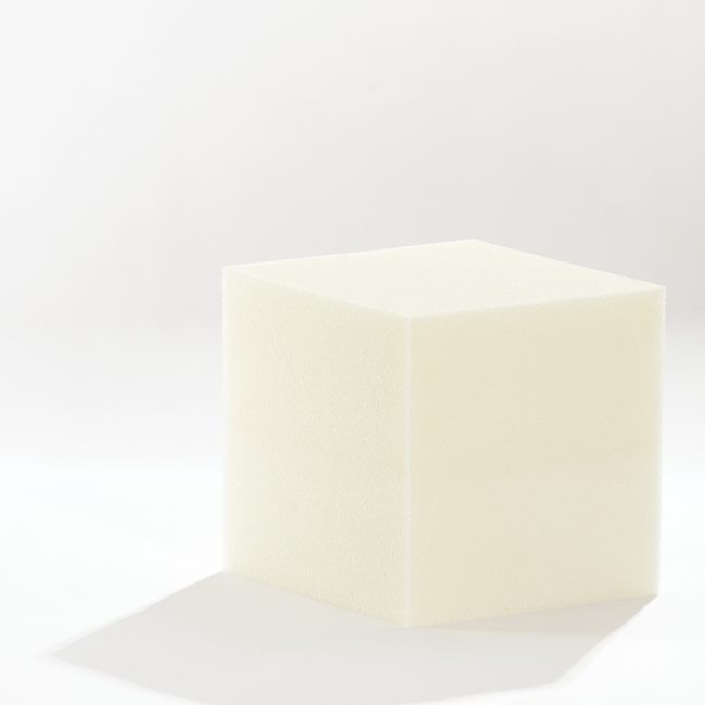 Minimalist fashion Llook