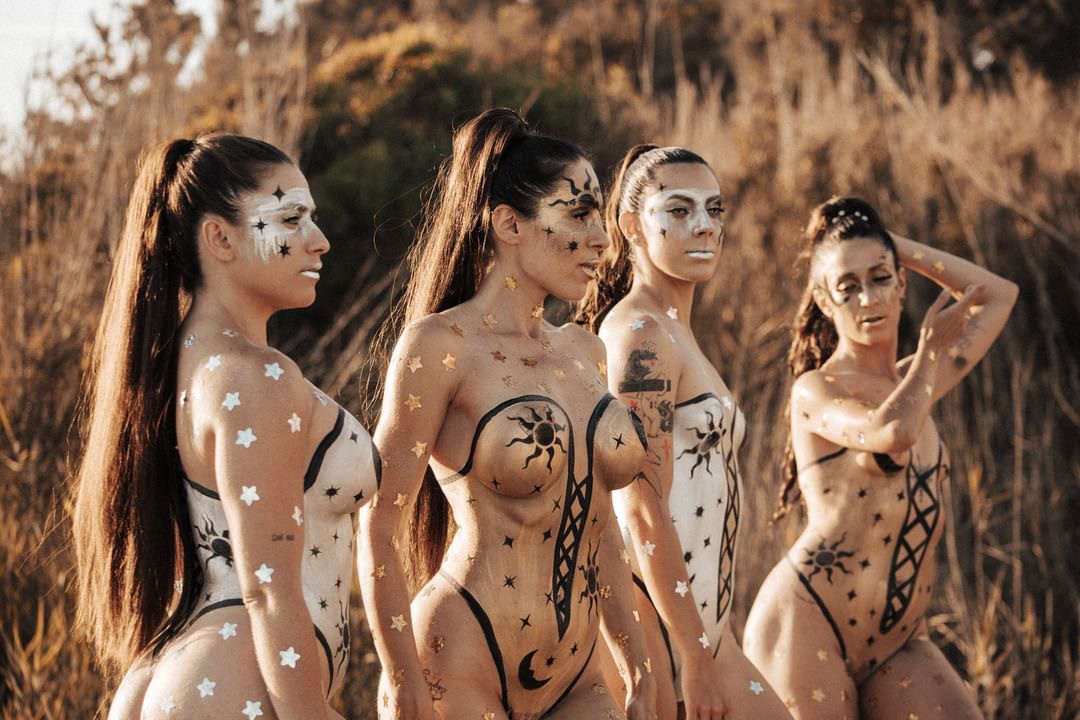 AI and Nature: A Robotic Hand Meets a Butterfly