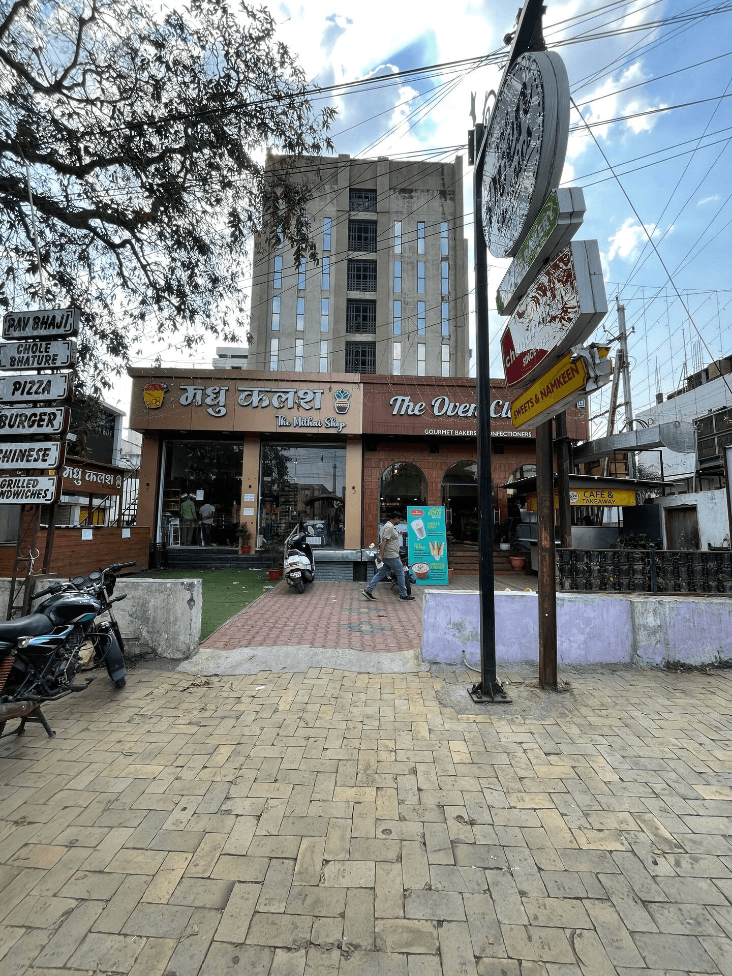 Superhomess Luxe exterior view, Superhomess managed property near Hotel Vijan Mahal Jabalpur