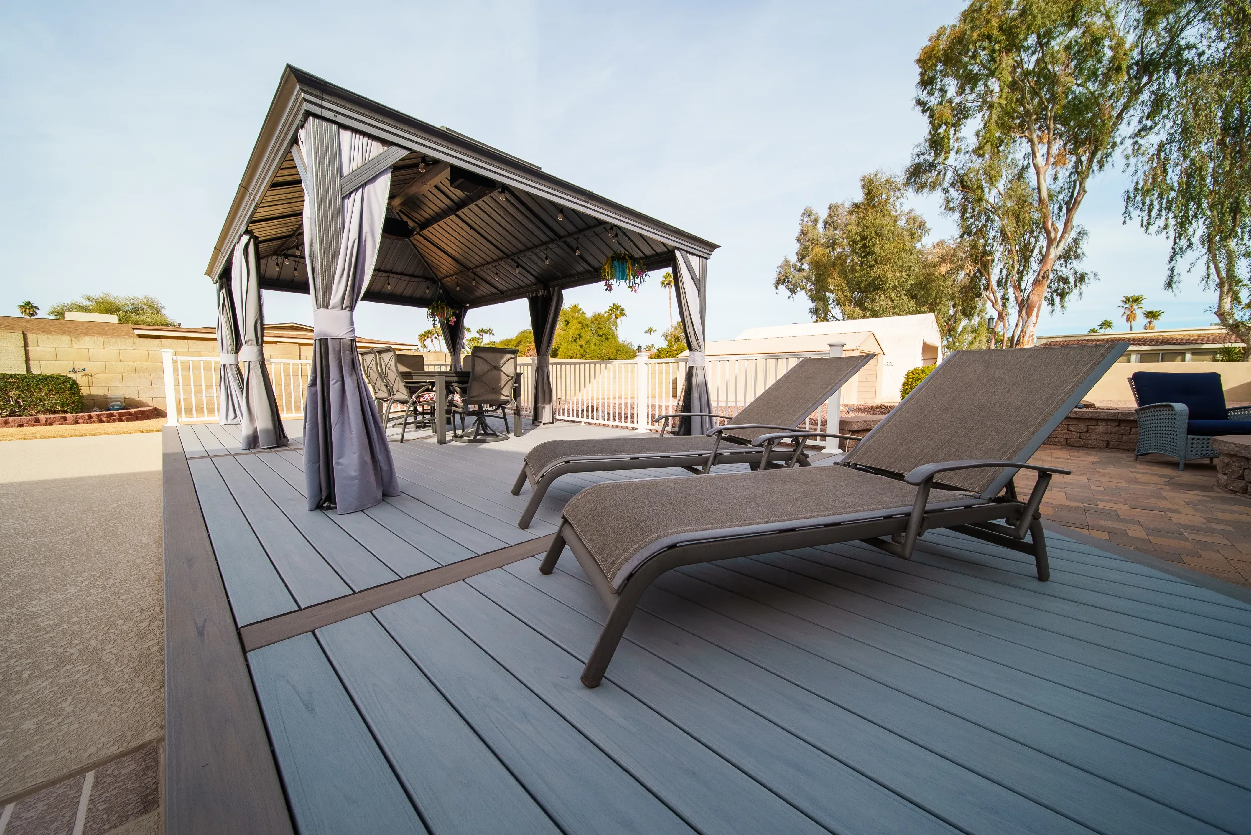 HBC Desks – Poolside Pavilion with Trex Transcend Lineage decking