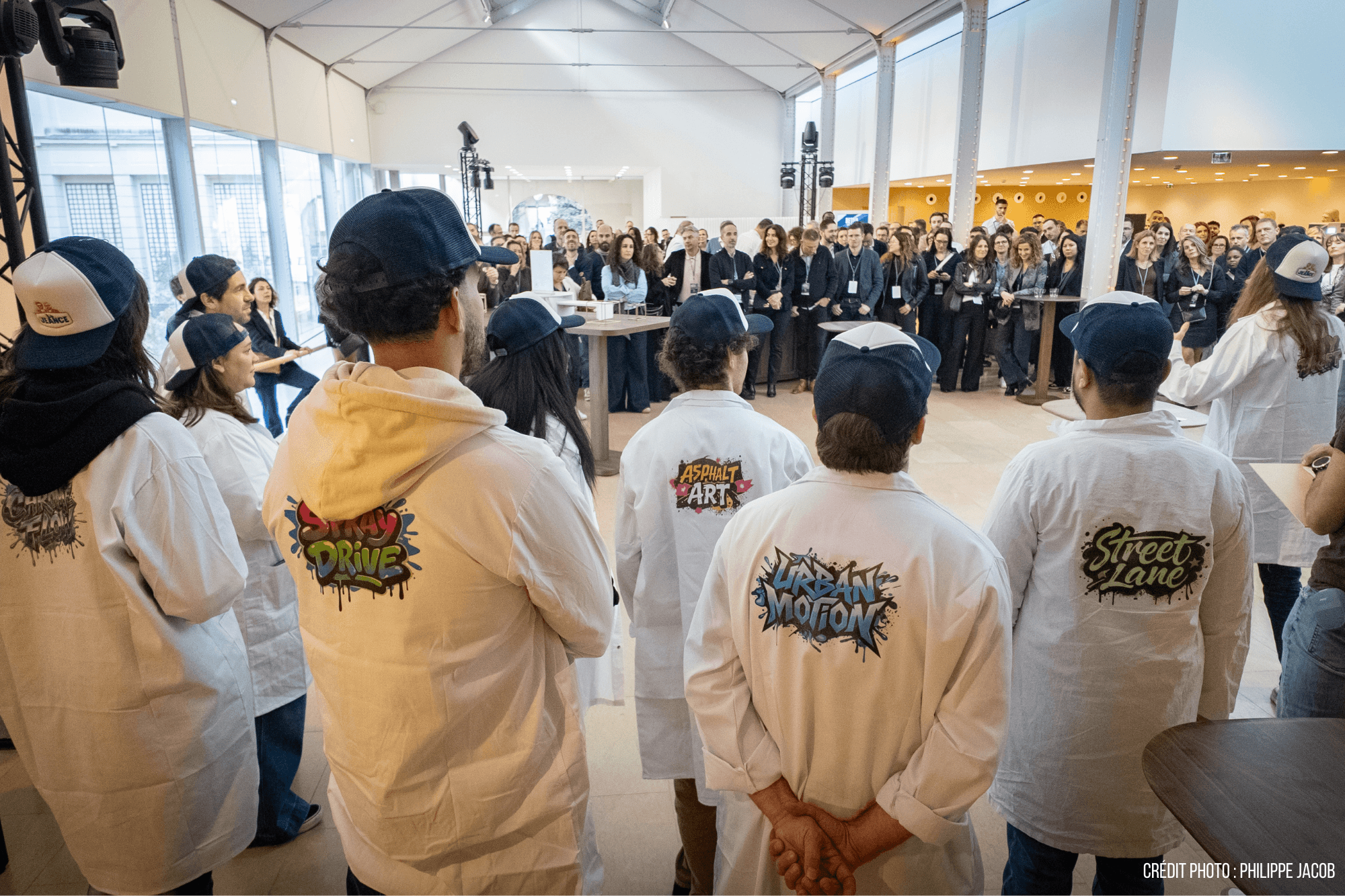 L'équipe des animateurs street artists de La Jeance prête pour le team building