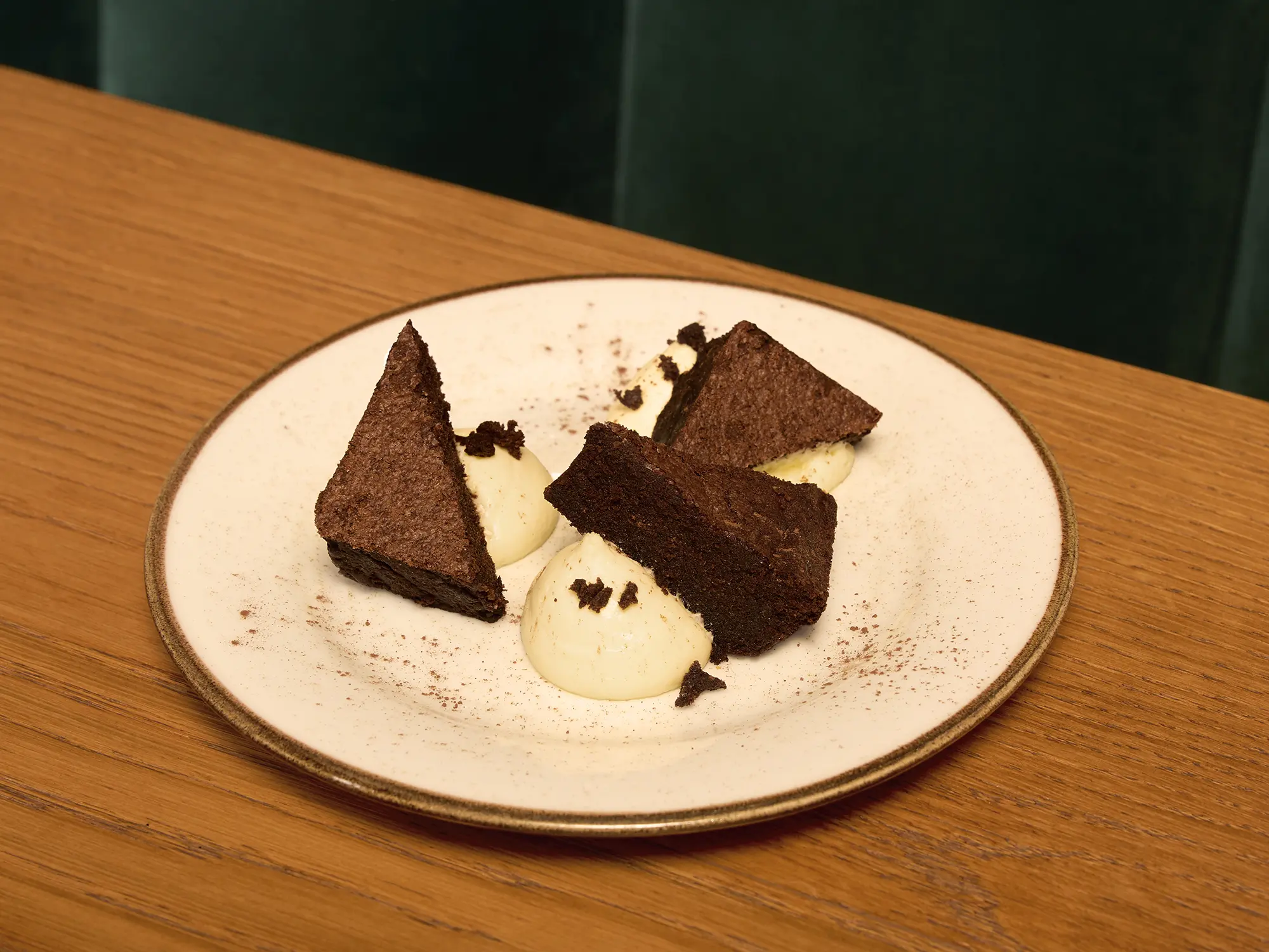 Mascarpone con amaretto di Modena