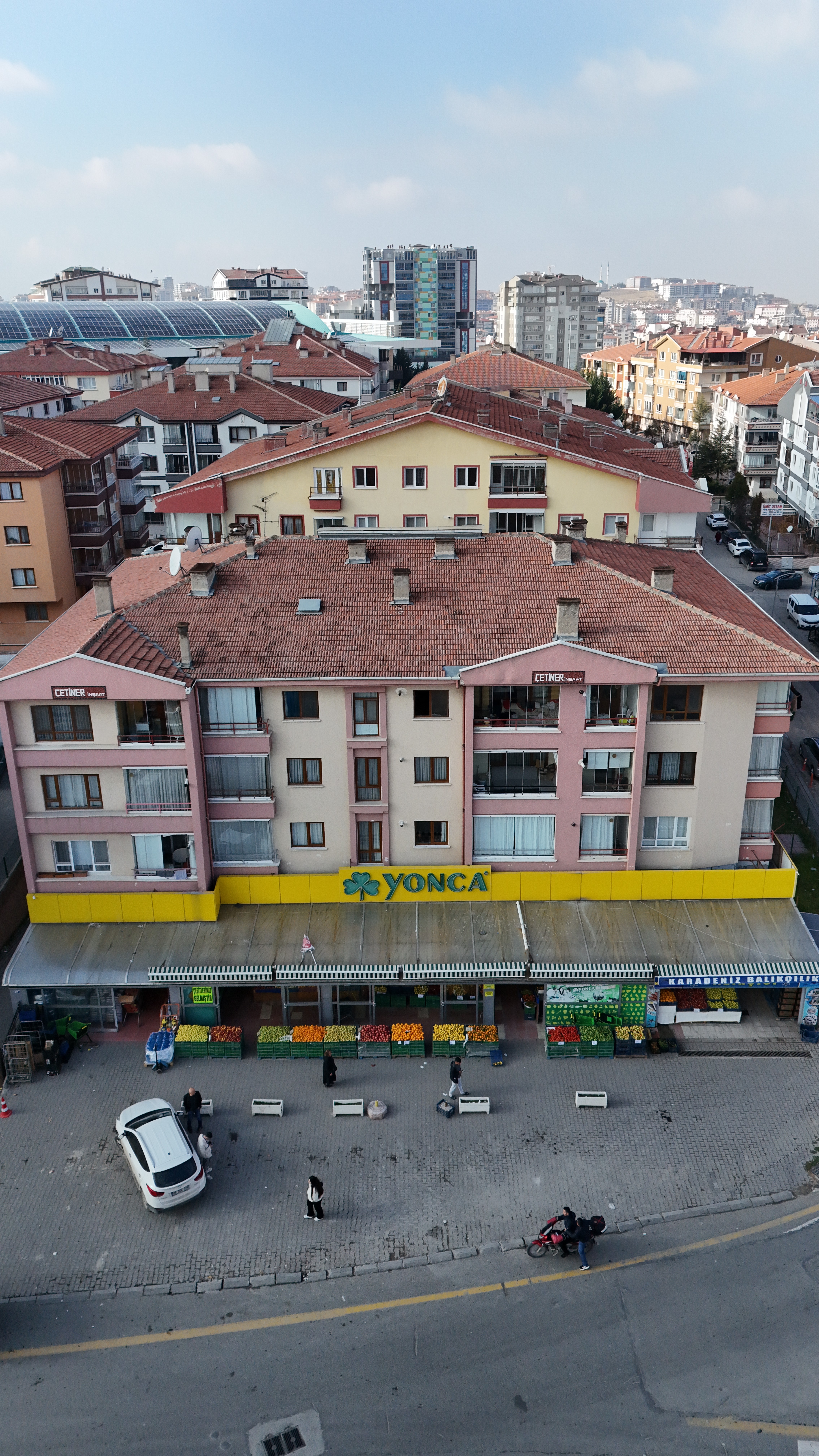 Modern yapısı ve kolay erişimiyle keyifli ve rahat bir alışveriş deneyimi sunar.