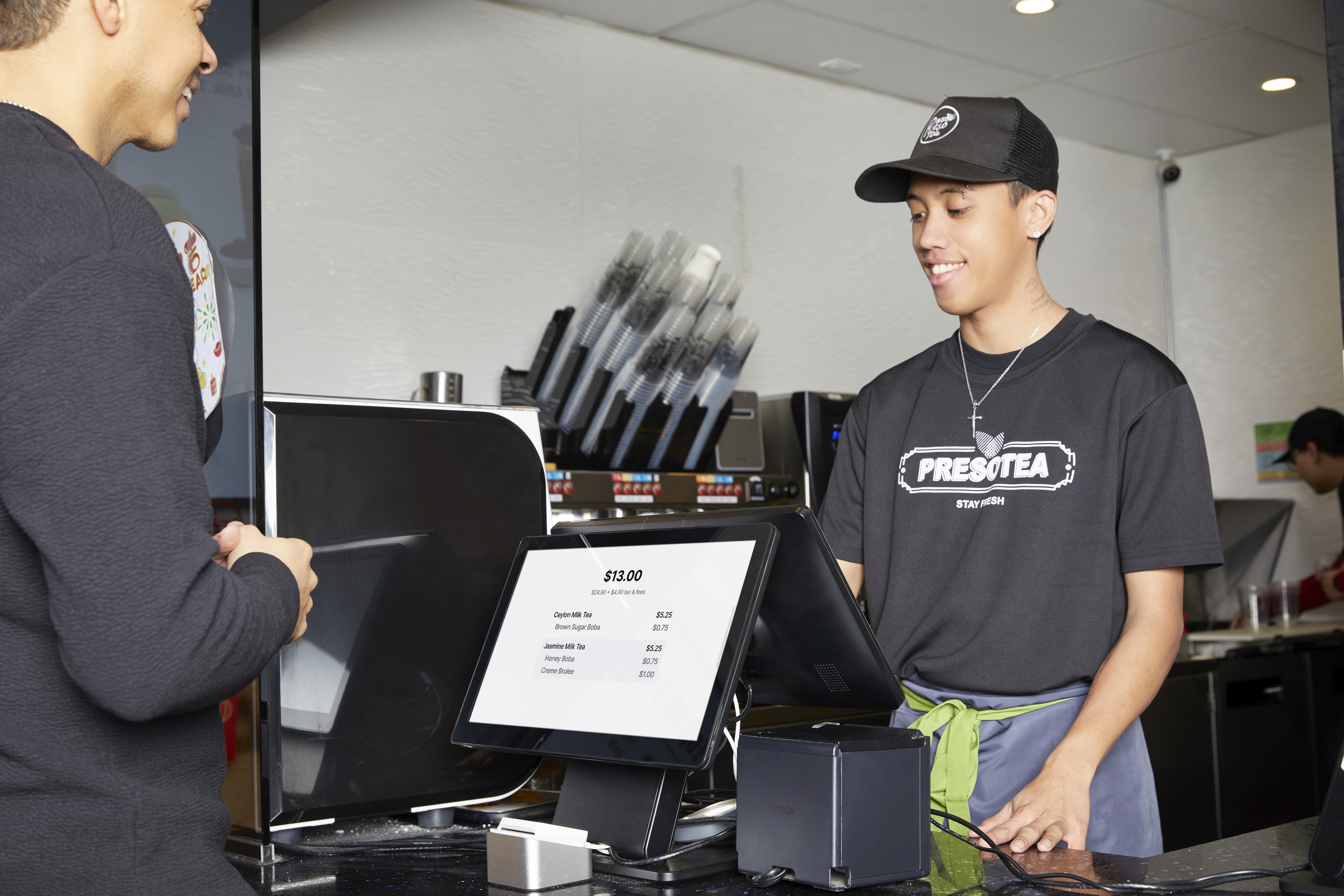 Retention graph with user return notifications for analyzing feature effectiveness.