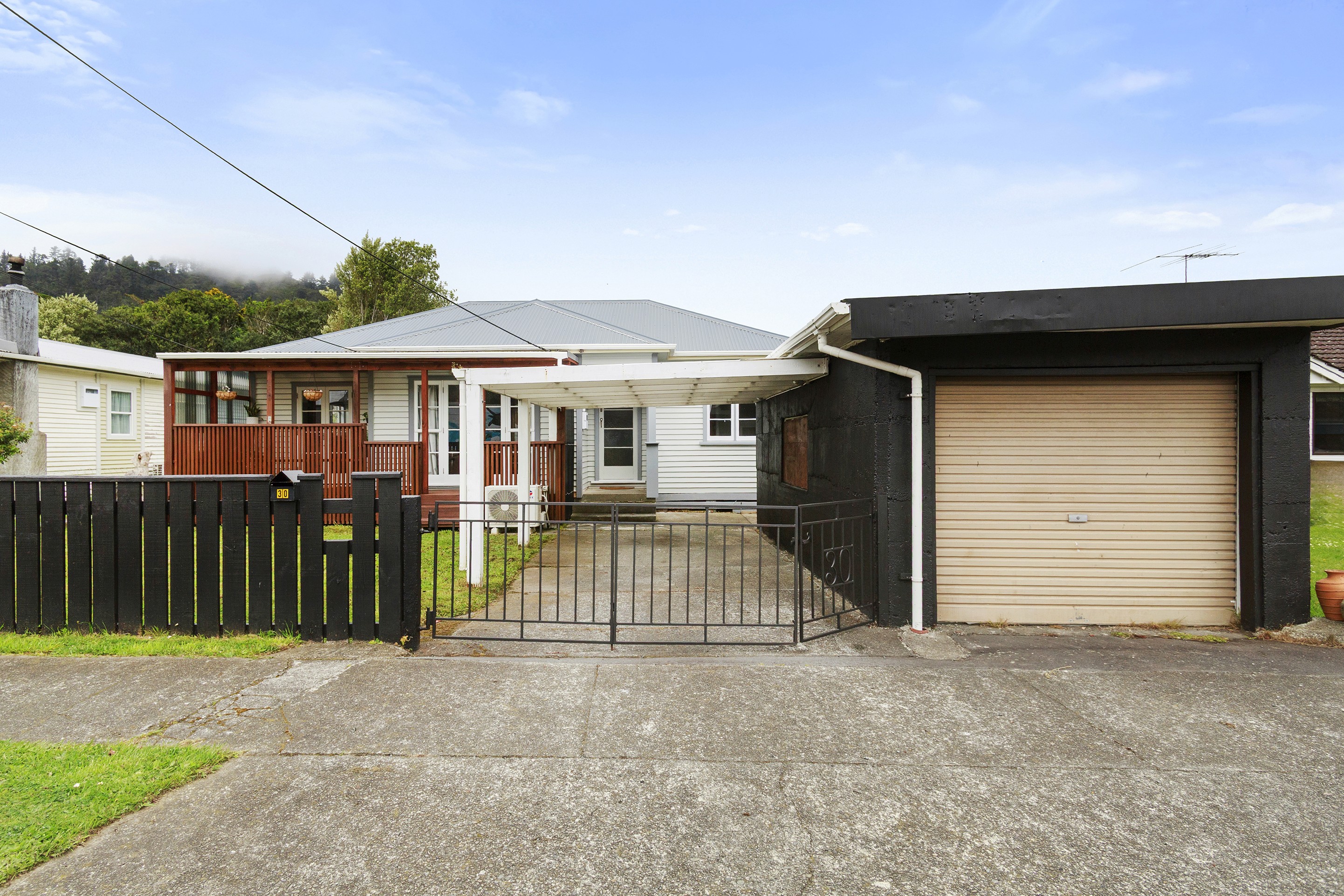 30 Moores Valley Road, Wainuiomata