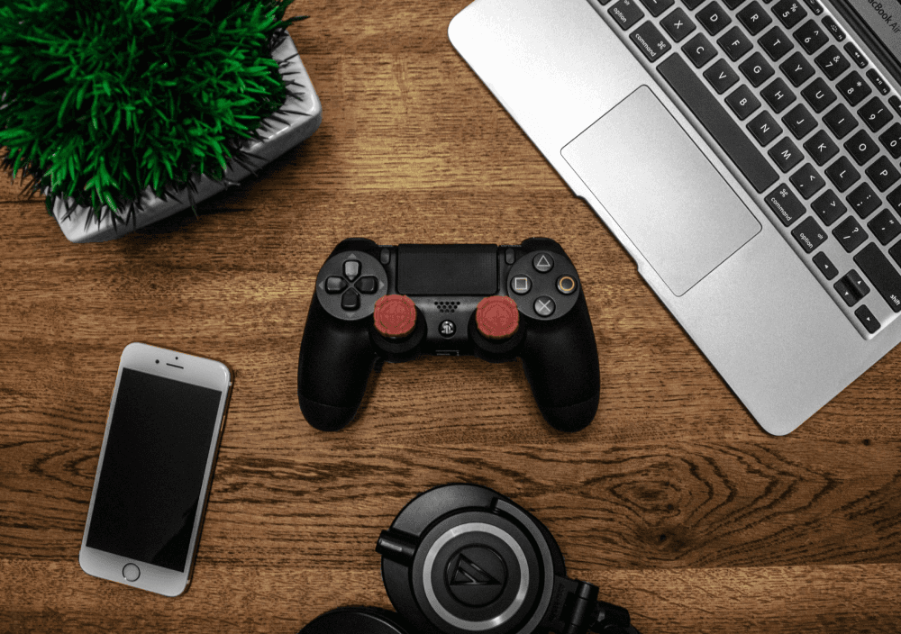 A setup for developing game-based learning solutions, including interactive simulations and gamified courses that make eLearning effective and engaging.