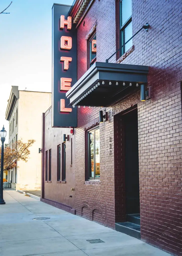 The Hotel Melrose Exterior