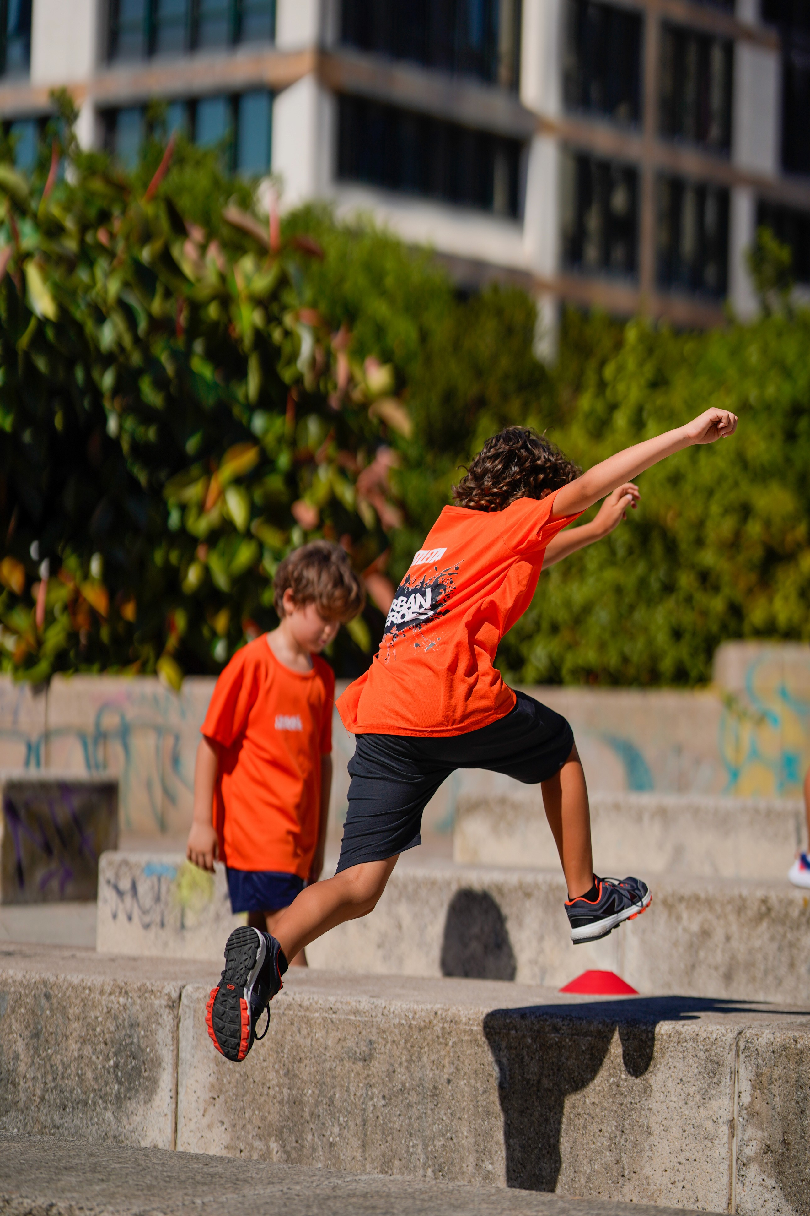 bambino urban heroes salta a parkour napoli