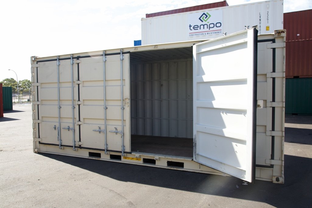 20' Open Side new container with one of the middle doors open
