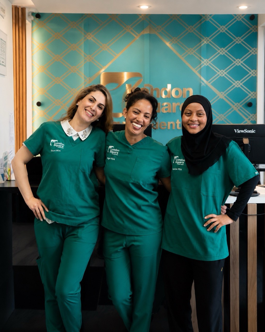 Provisional dentist working in a clinic