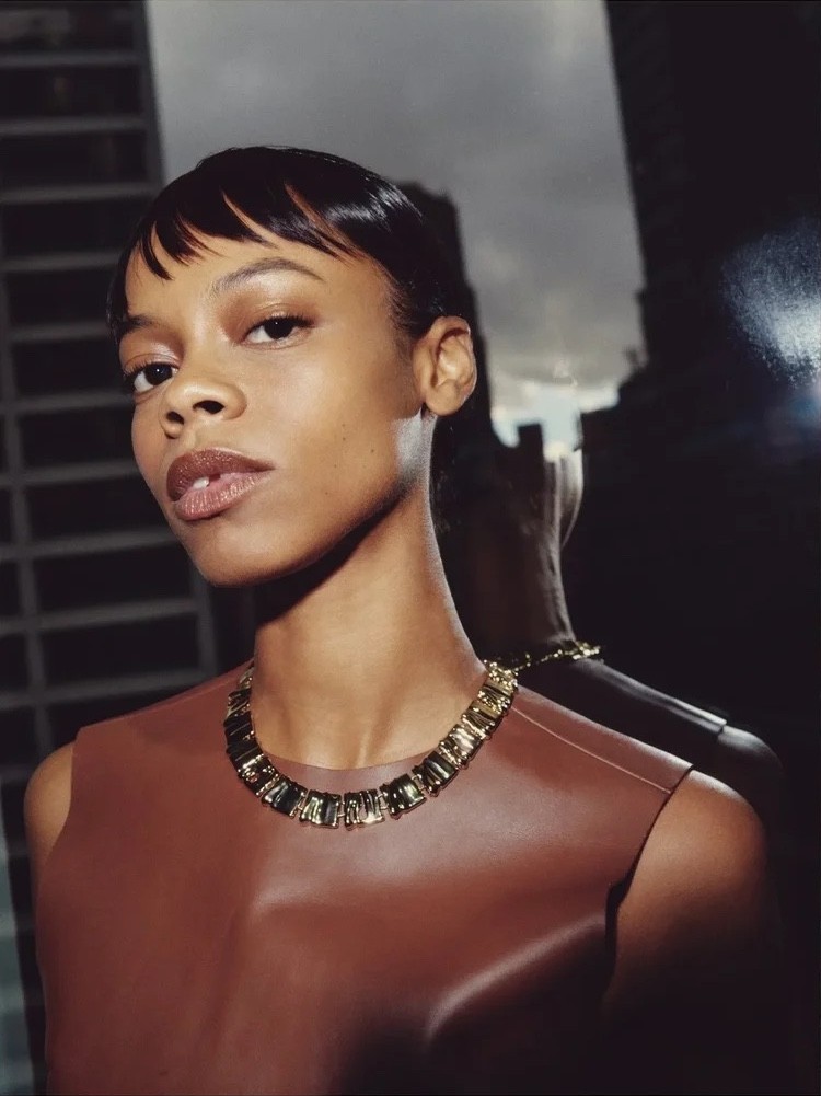 Editorial carousel image 3