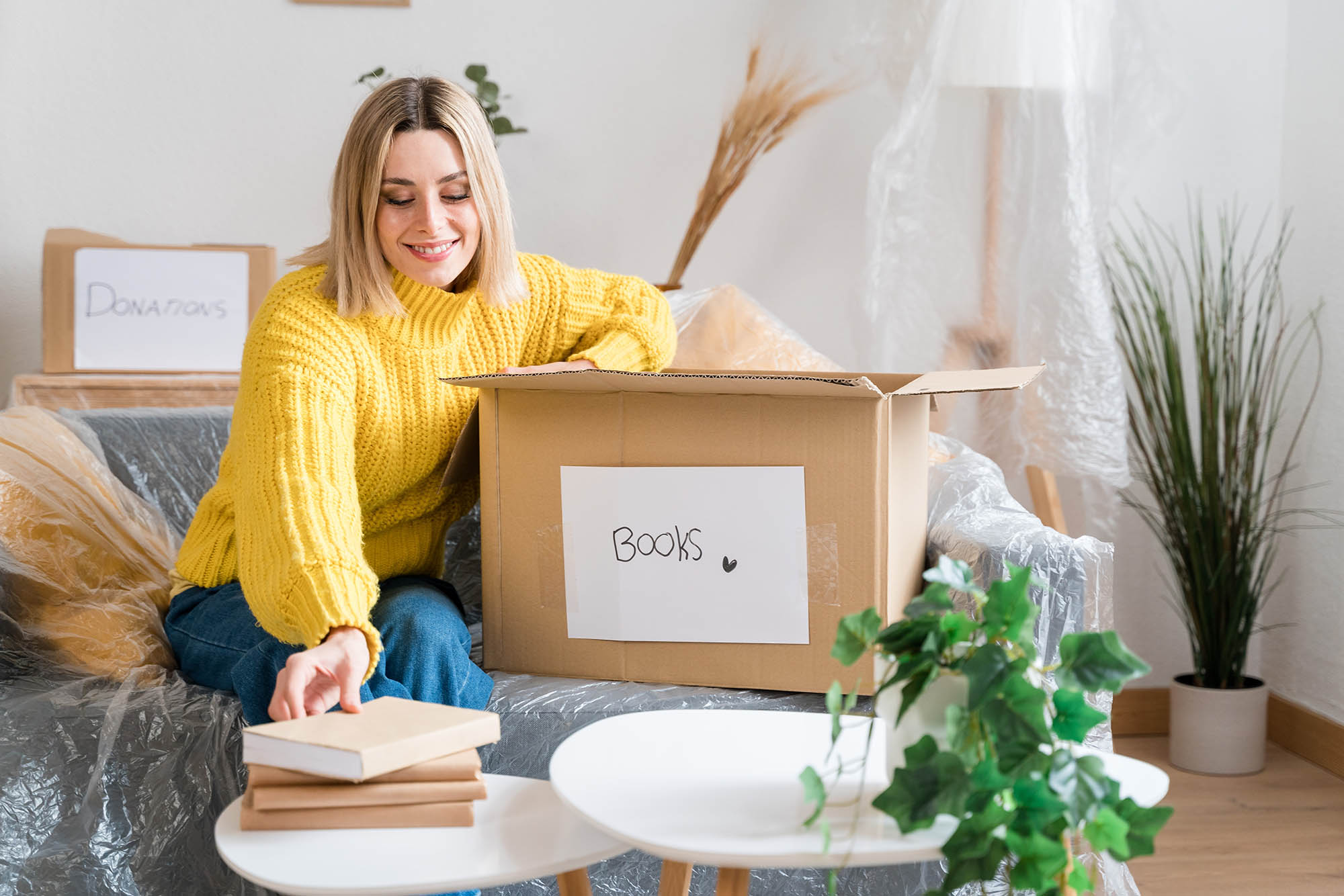  10 Tips for Packing Books for Moving