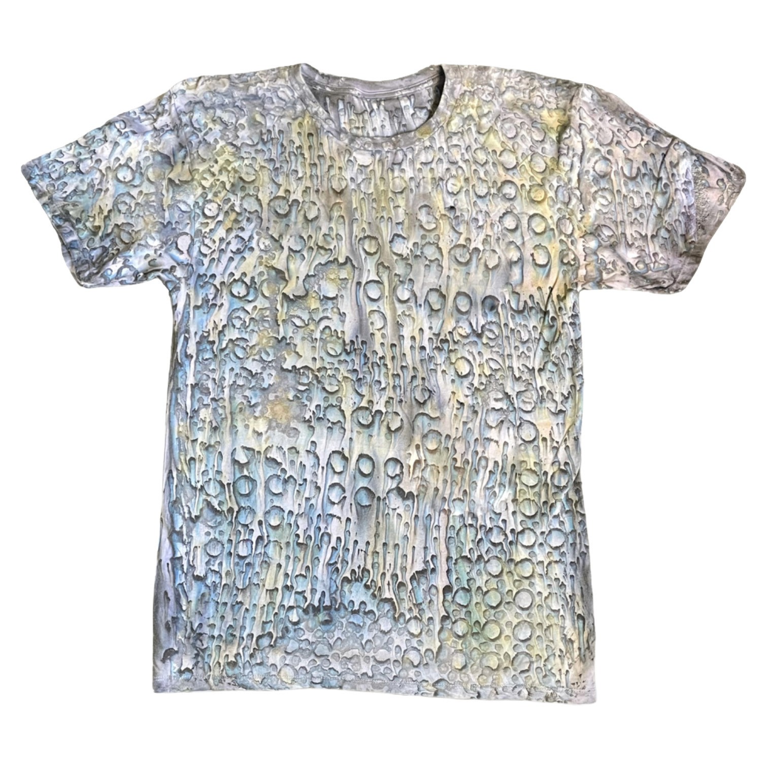 photo of t-shirt