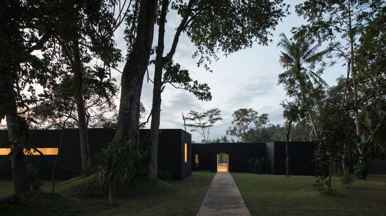 4-bedroom freehold villa with jungle and rice field views in Kedungu