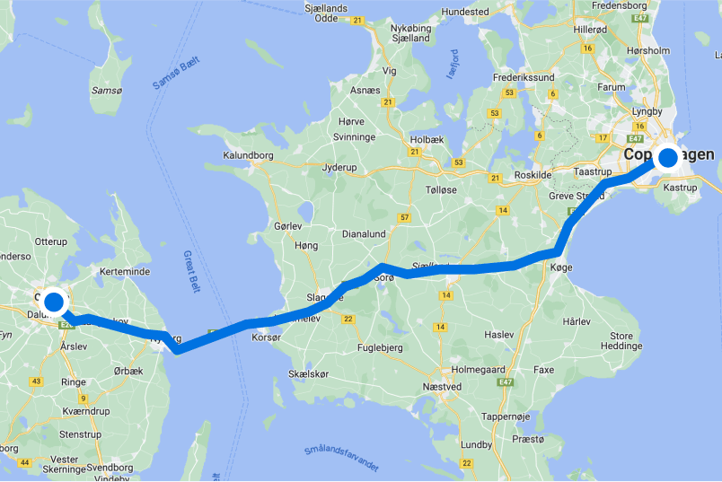 Map showing the car route from Billedskærervej 17, Odense, to Langebrogade 4, Copenhagen.