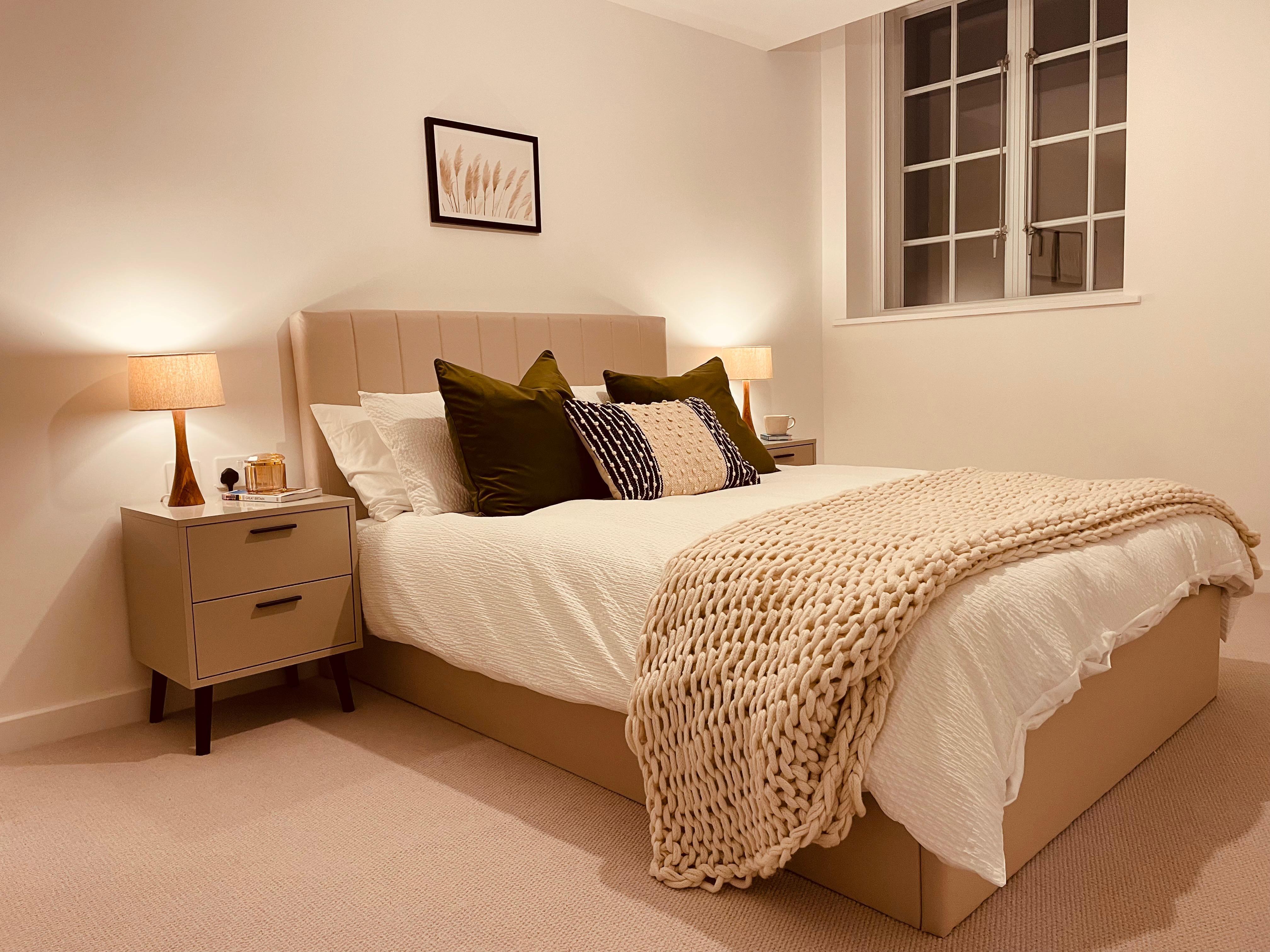 Cosy bedroom in show home in Leeds residential block